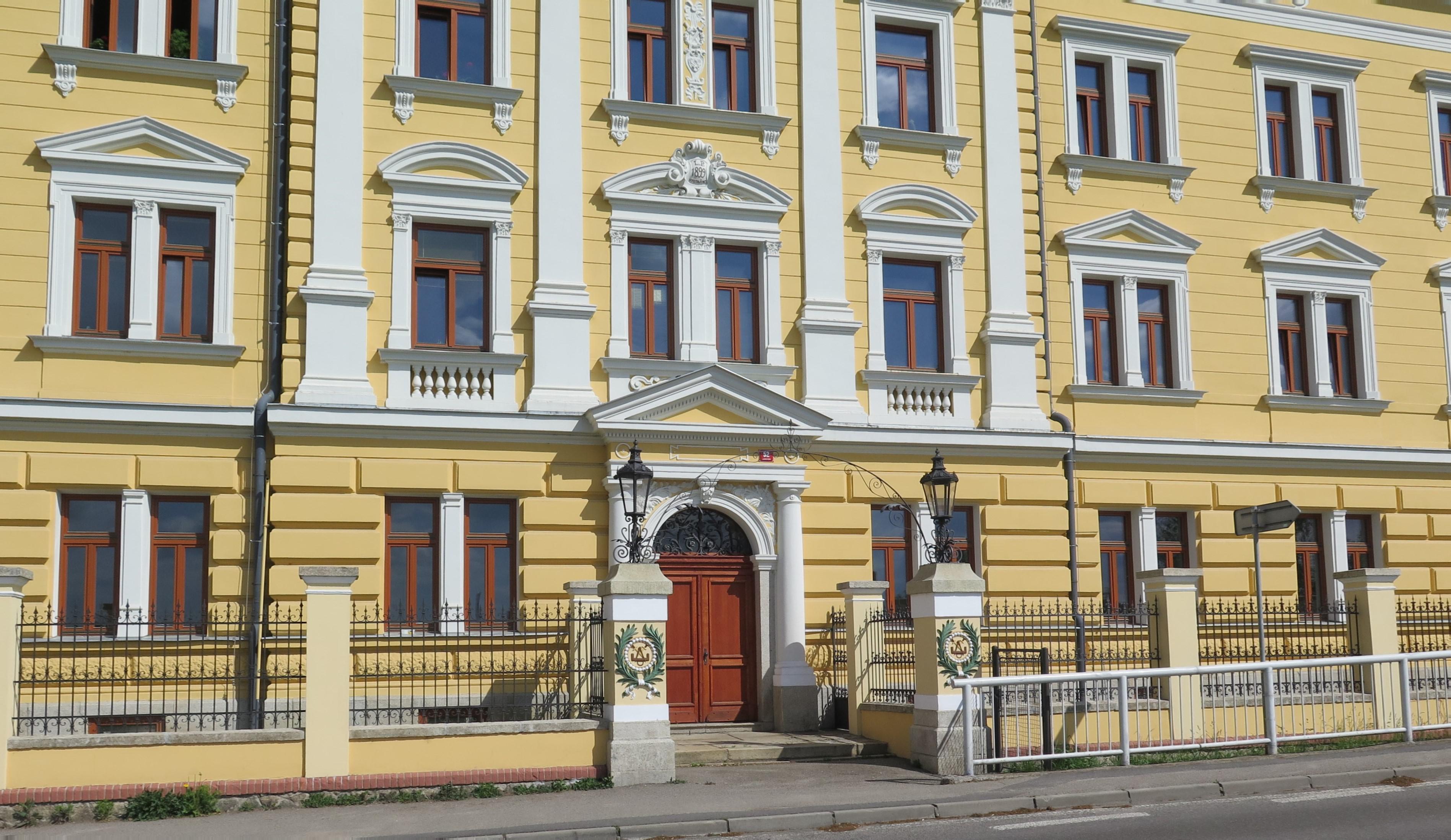 Vyšší odborná škola lesnická a Střední lesnická škola Bedřicha Schwarzenberga, Písek- domov mládeže