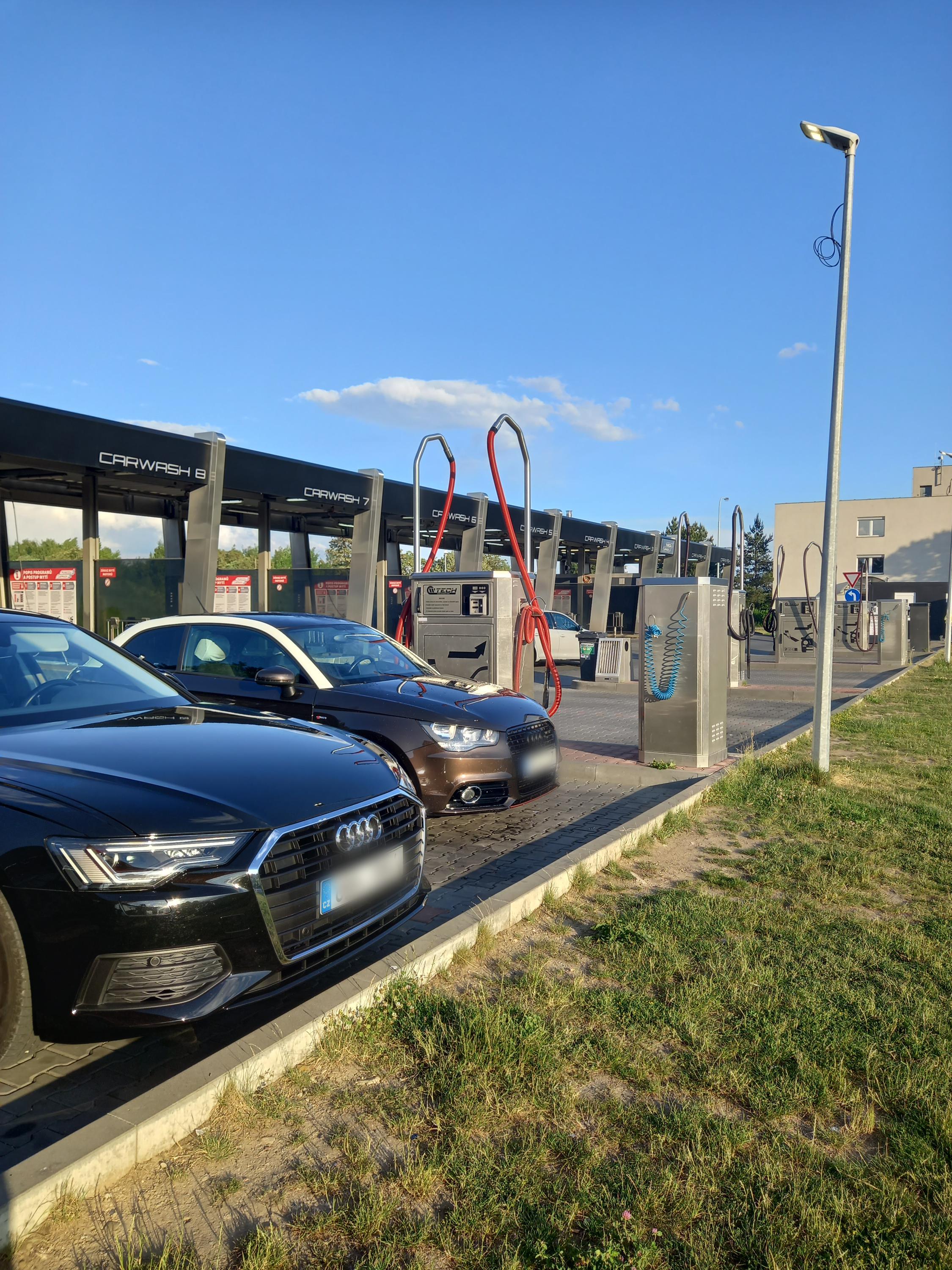 Purezza CarWash Chodov, s.r.o. foto 3