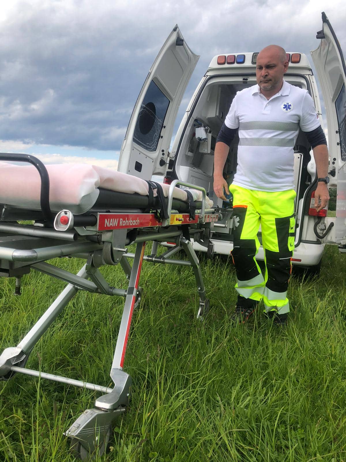 EUROMEDIVAN - First Aid Medical Service z.s. foto 3