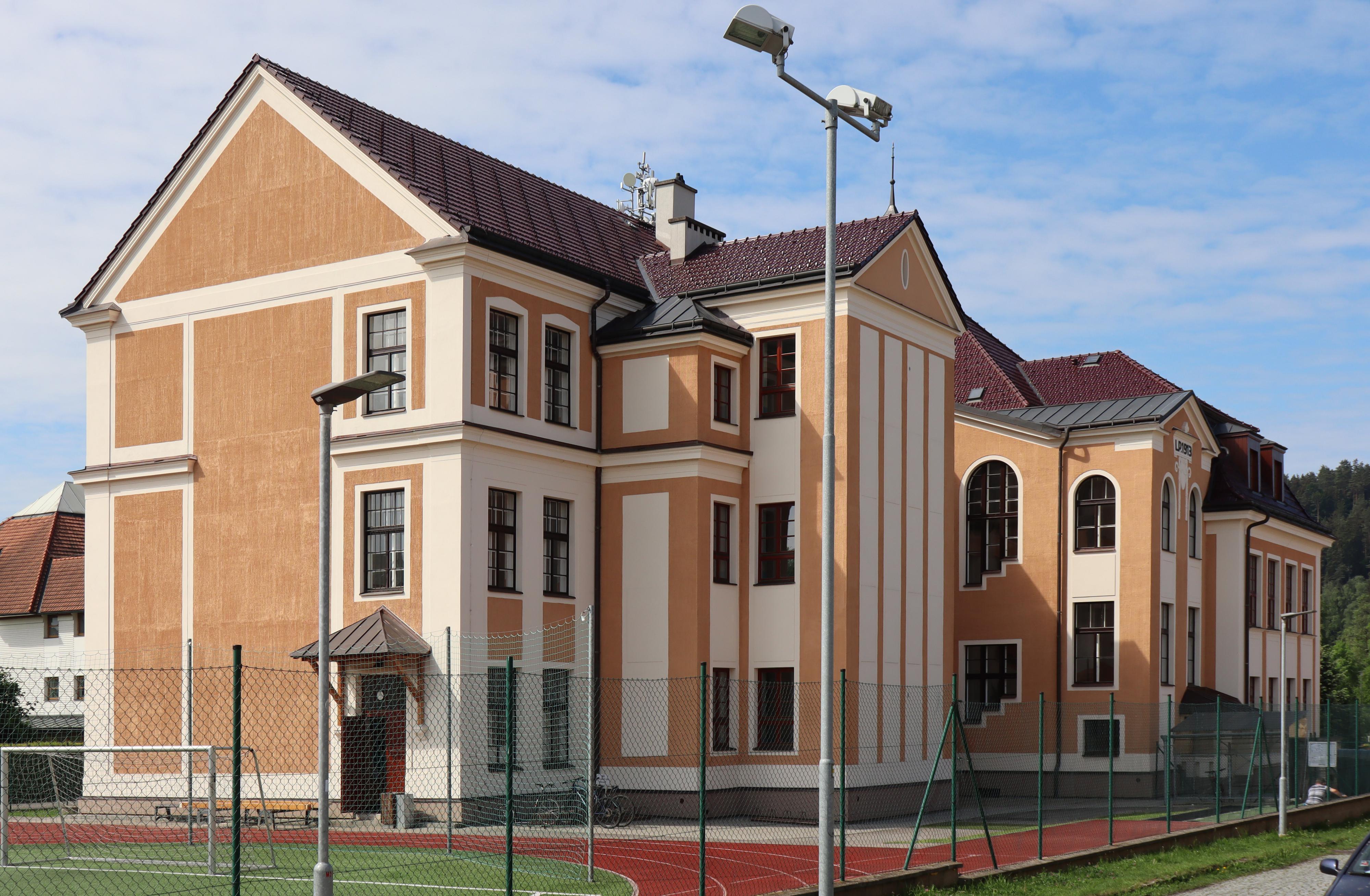 ZŠ Velké Poříčí foto 4