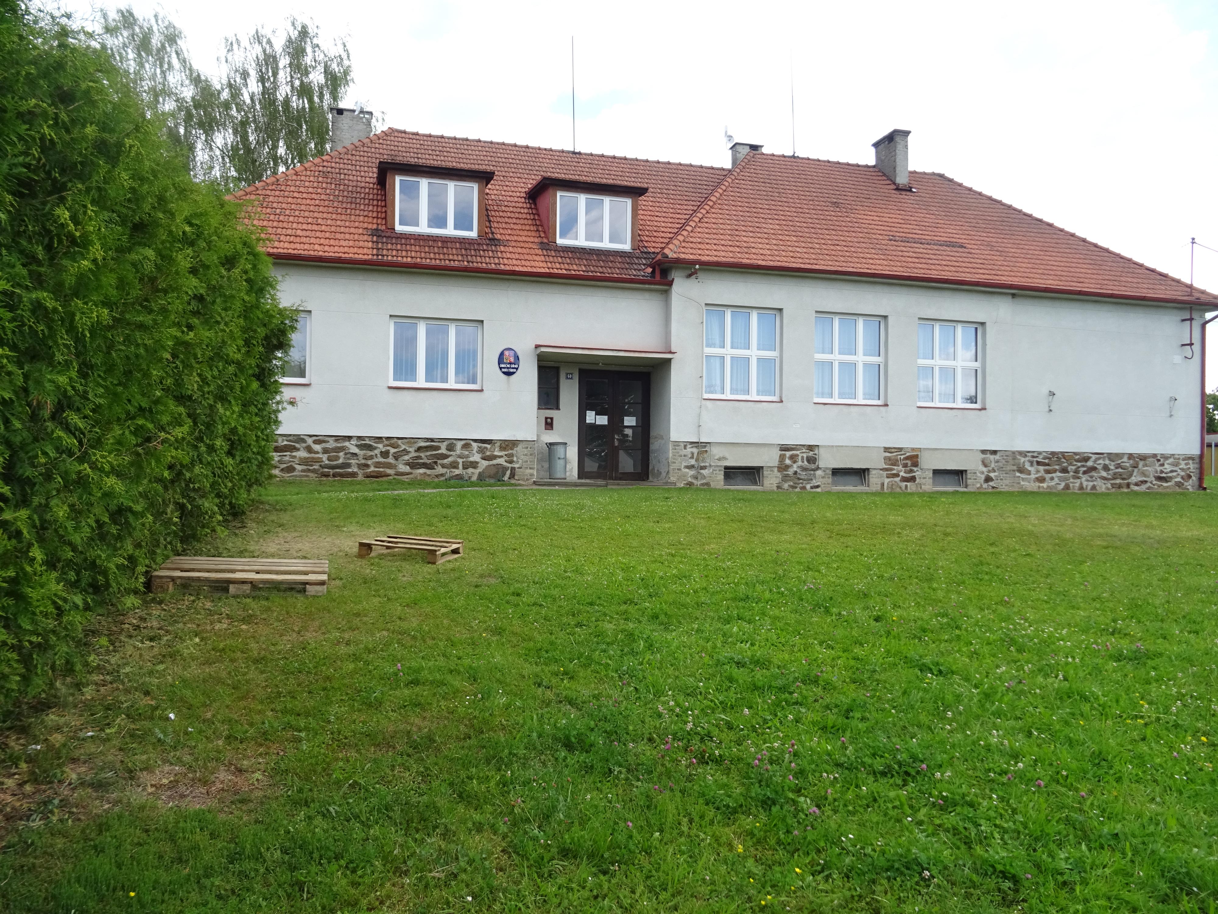 Zhoř u Tábora - obecní úřad