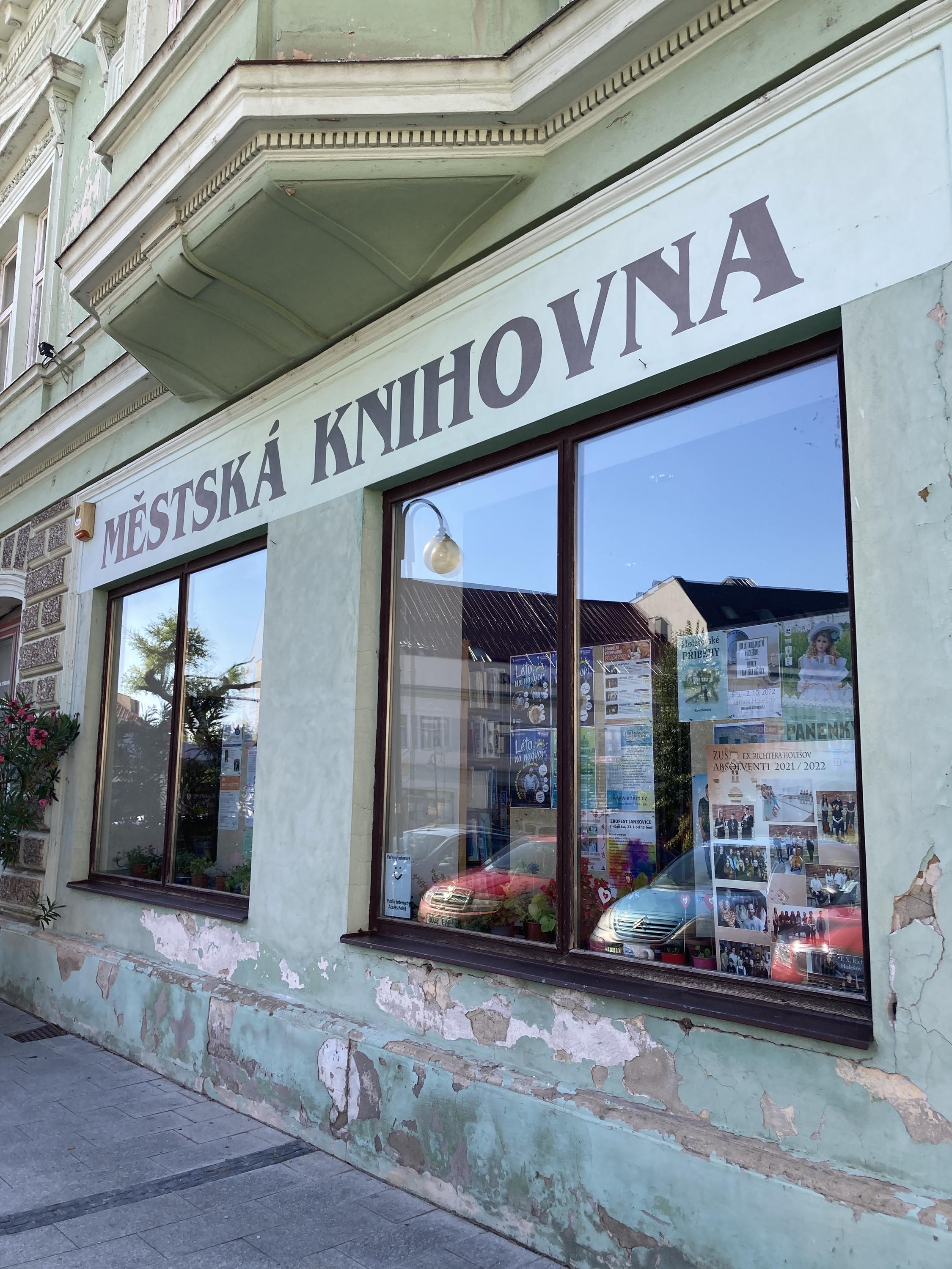 Městská knihovna Holešov foto 4