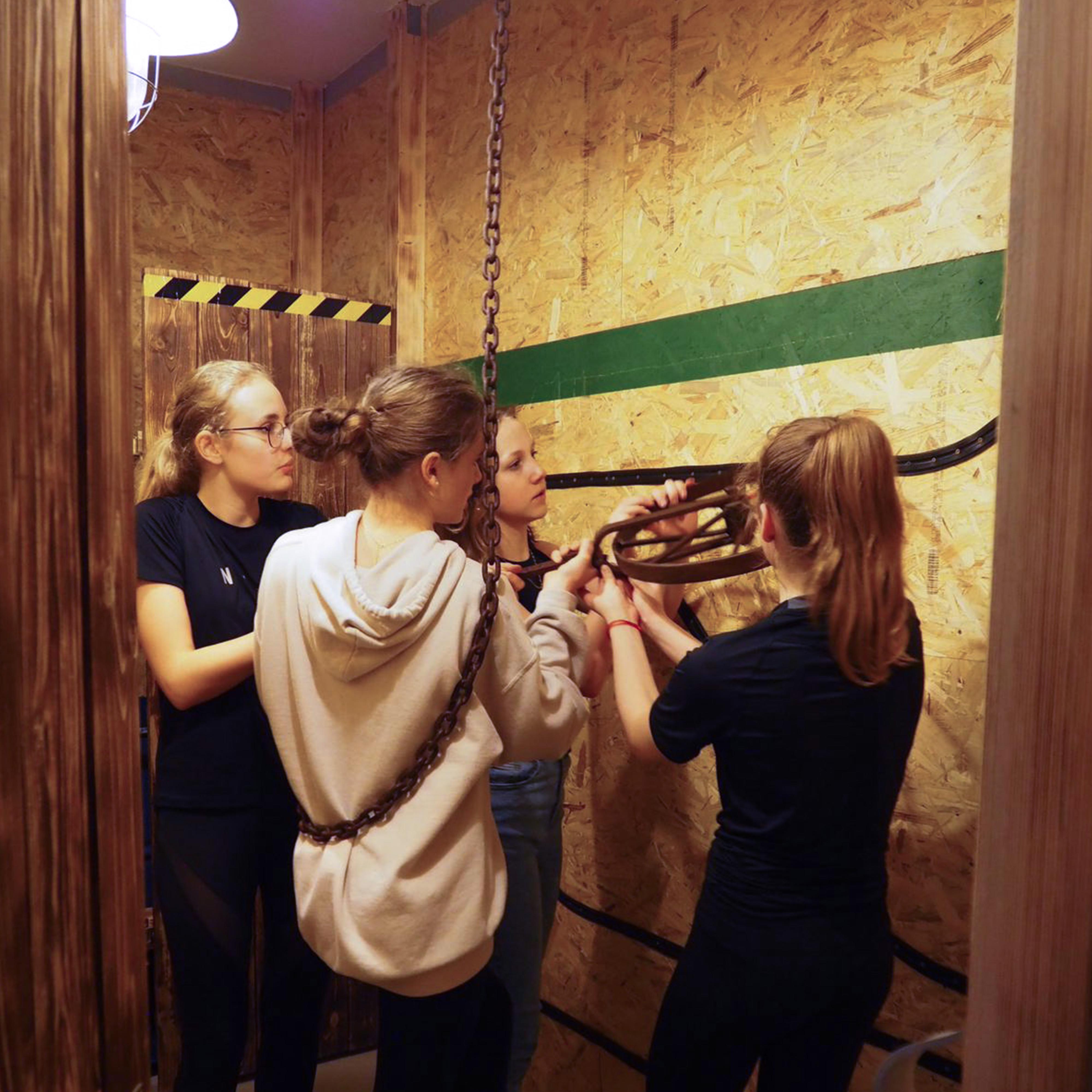 Týmová úniková hra pro školní skupiny a tábory