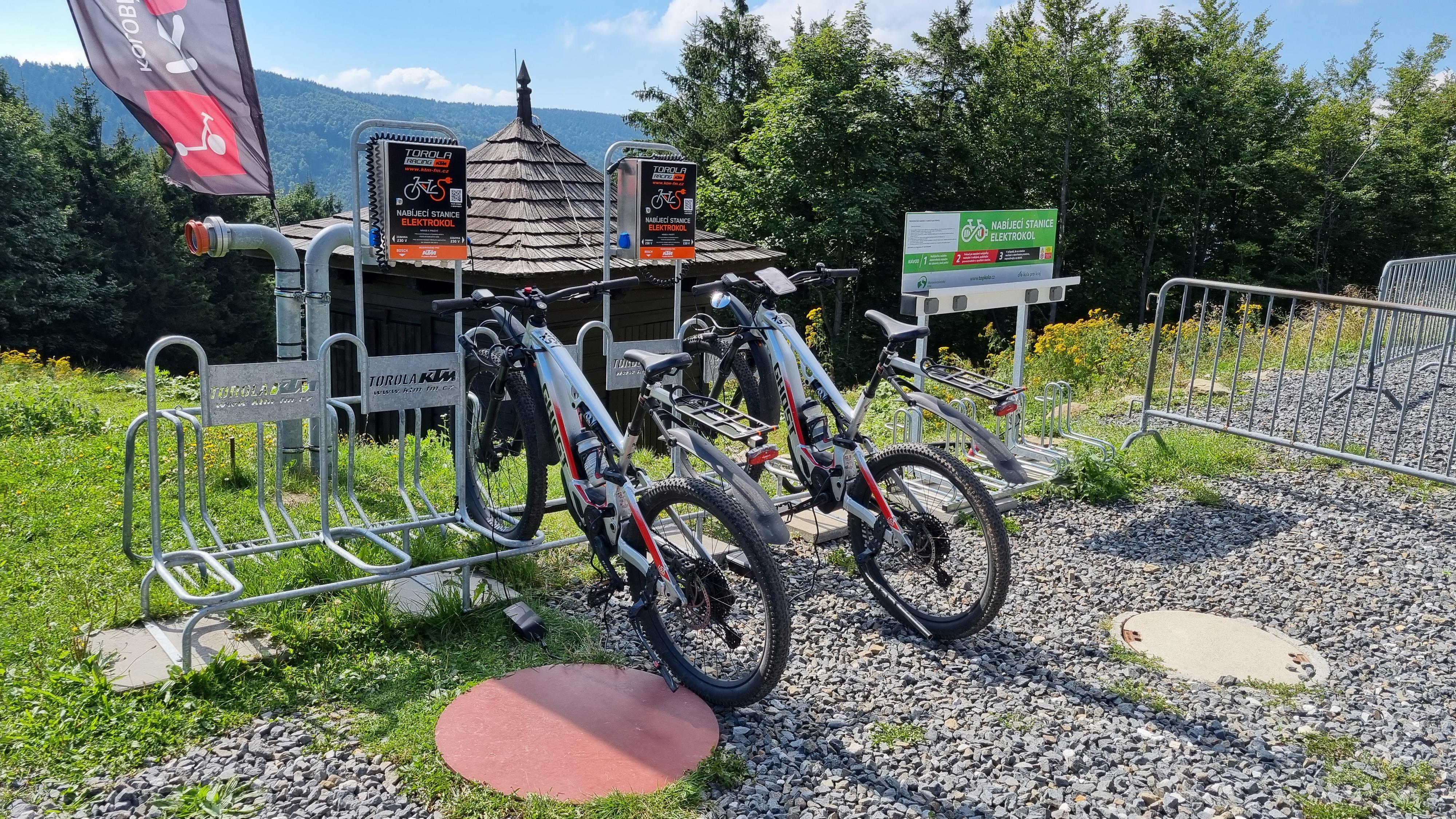 Nabíjecí stanice Trojanovice foto 2