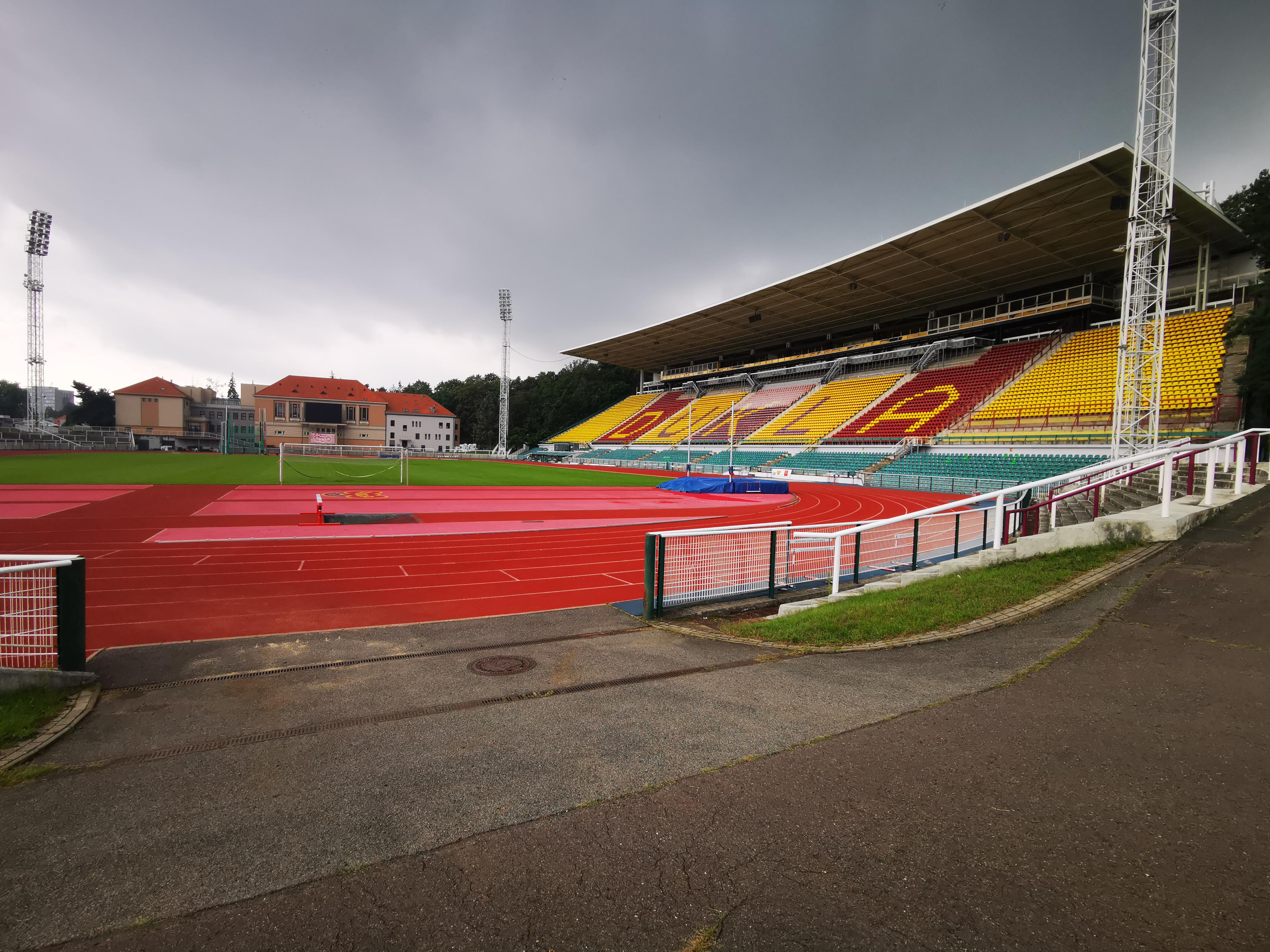 Armádní sportovní centrum Dukla foto 2