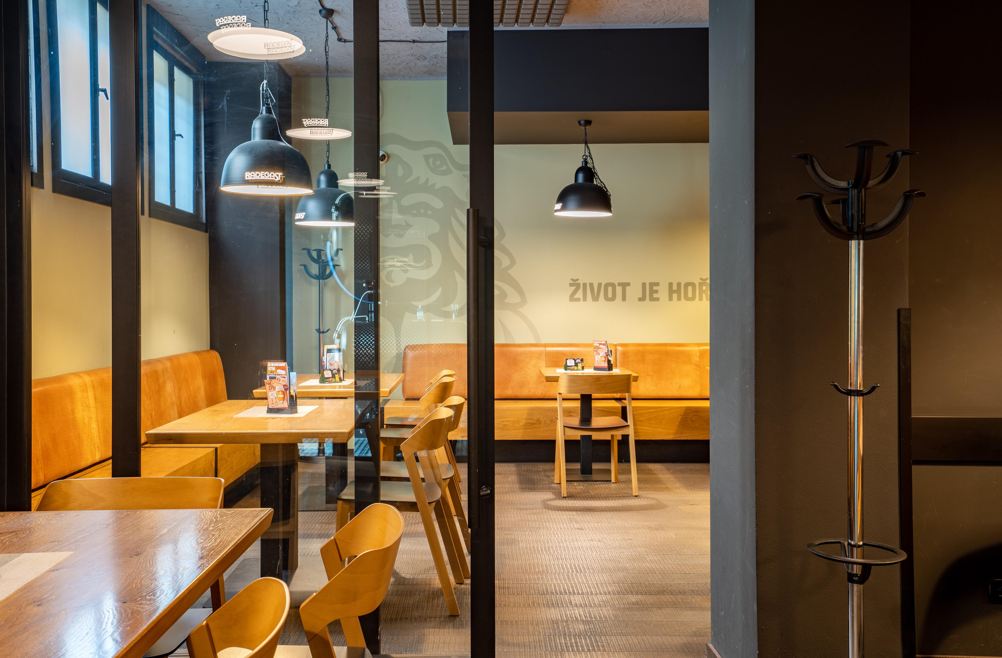 Radegastovna Tankovna foto 3