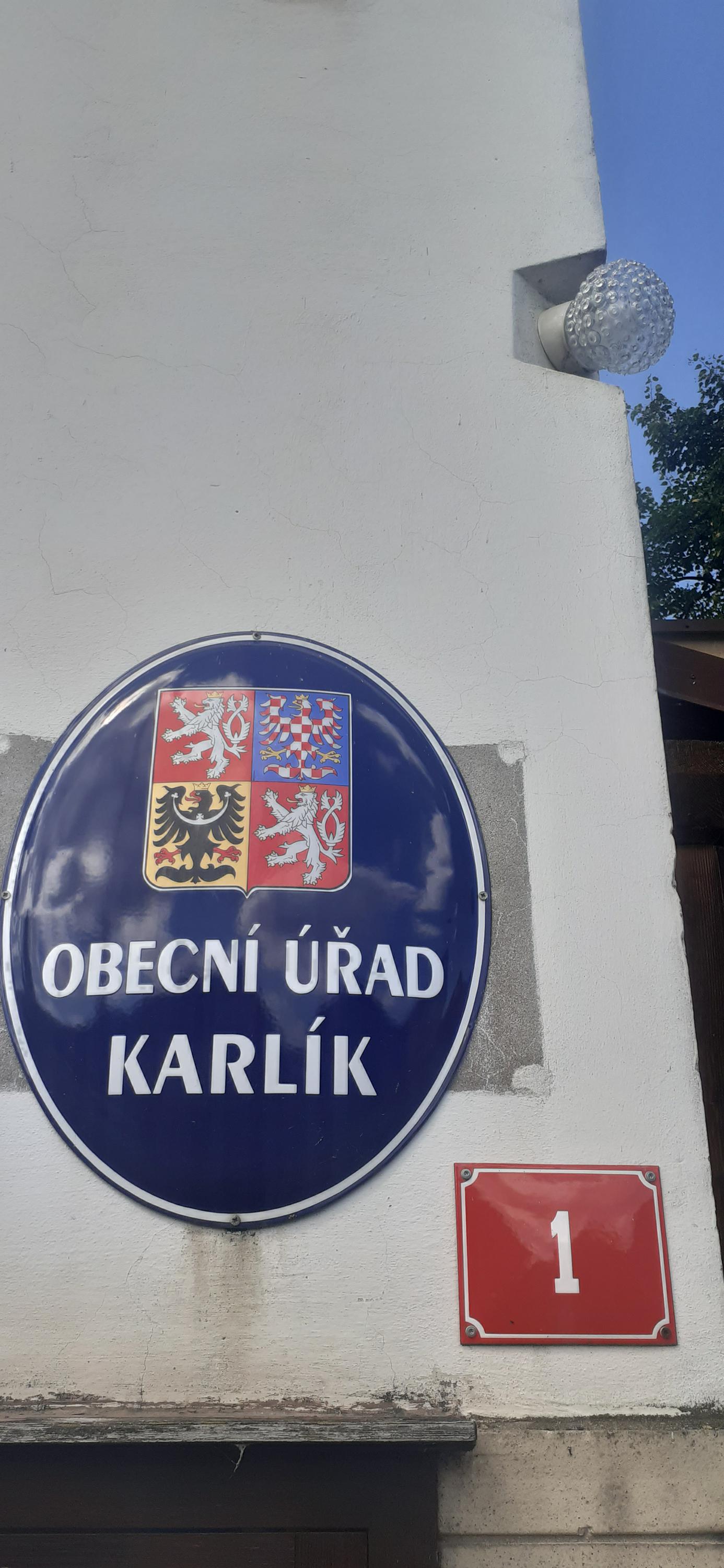 Karlík - obecní úřad foto 6