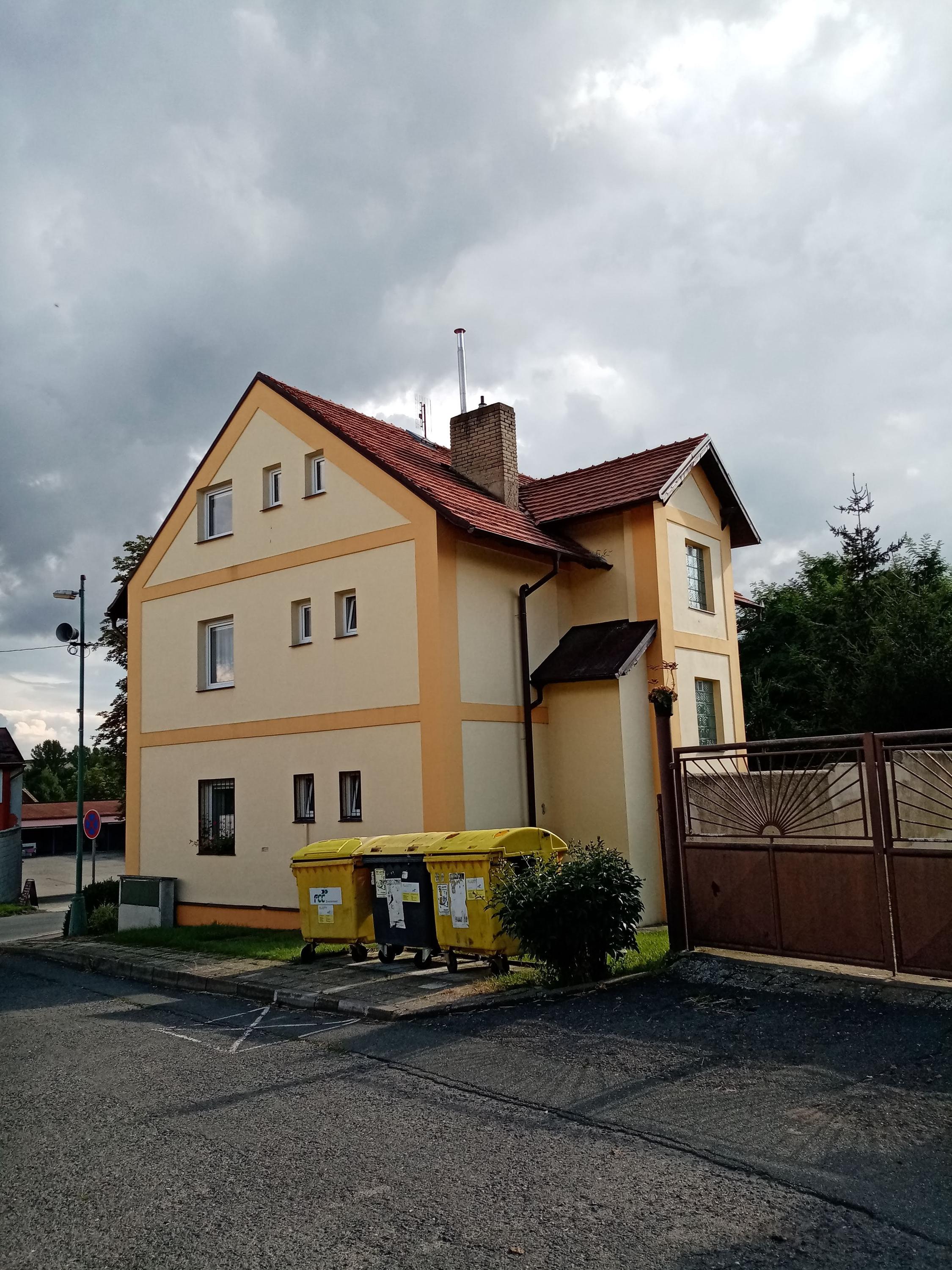 Kamenný Most - obecní úřad foto 2