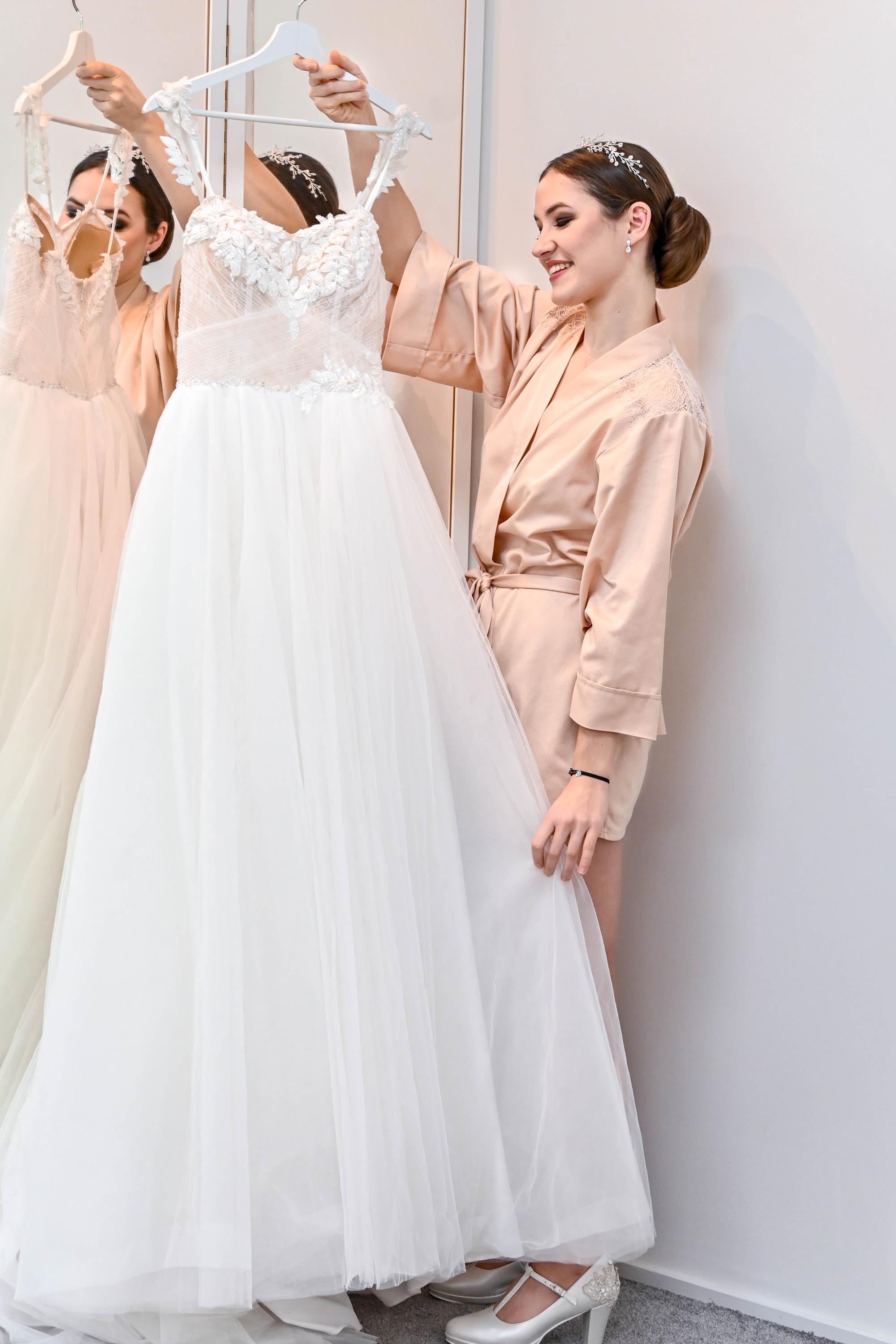 Kristýniny šaty foto 3