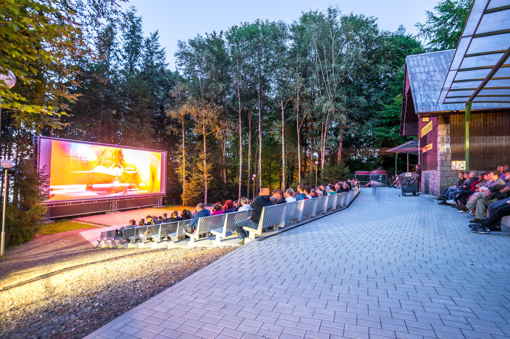 Letní kino Černá v Pošumaví