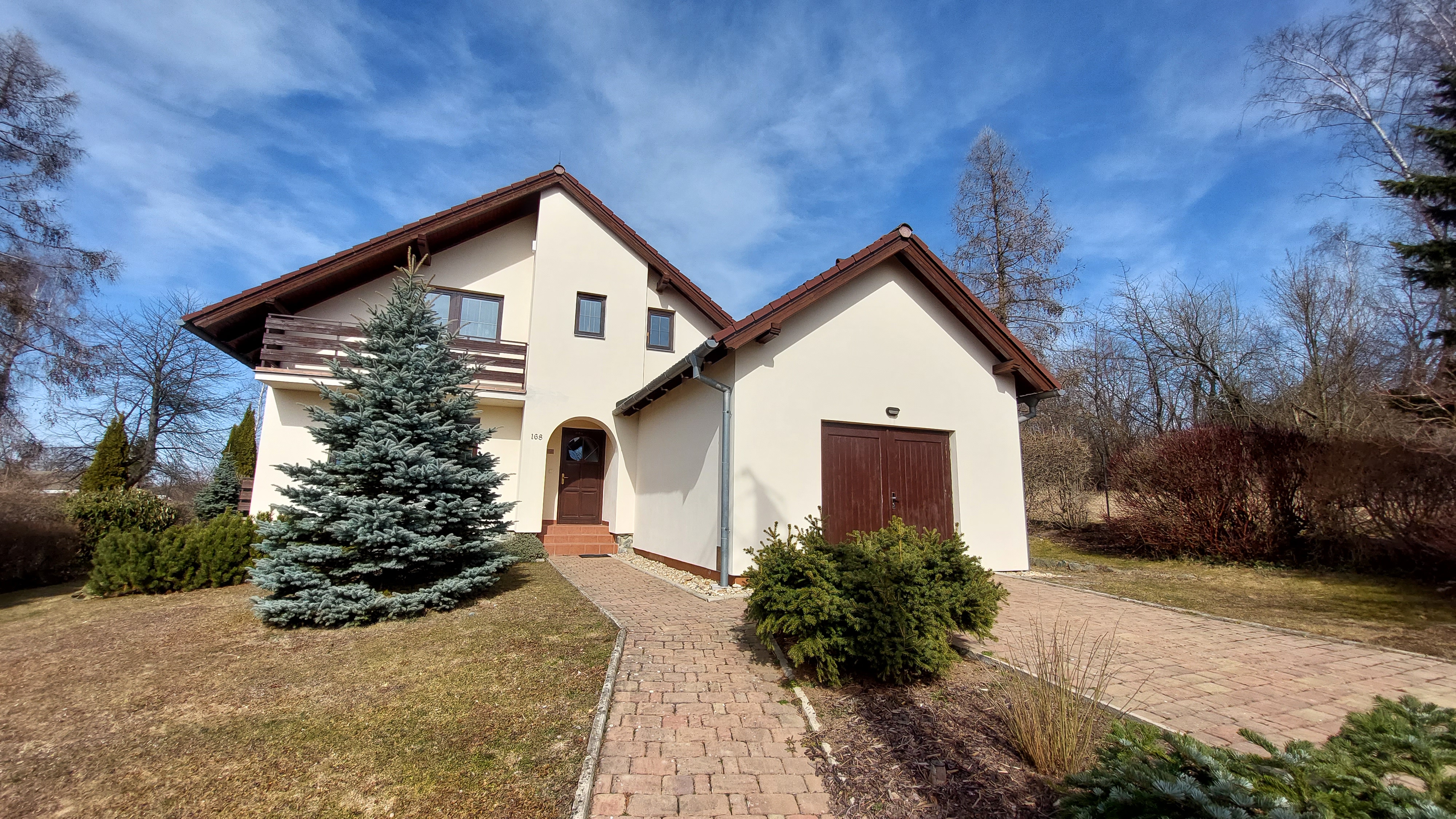 Chalupa u golfu Kořenec