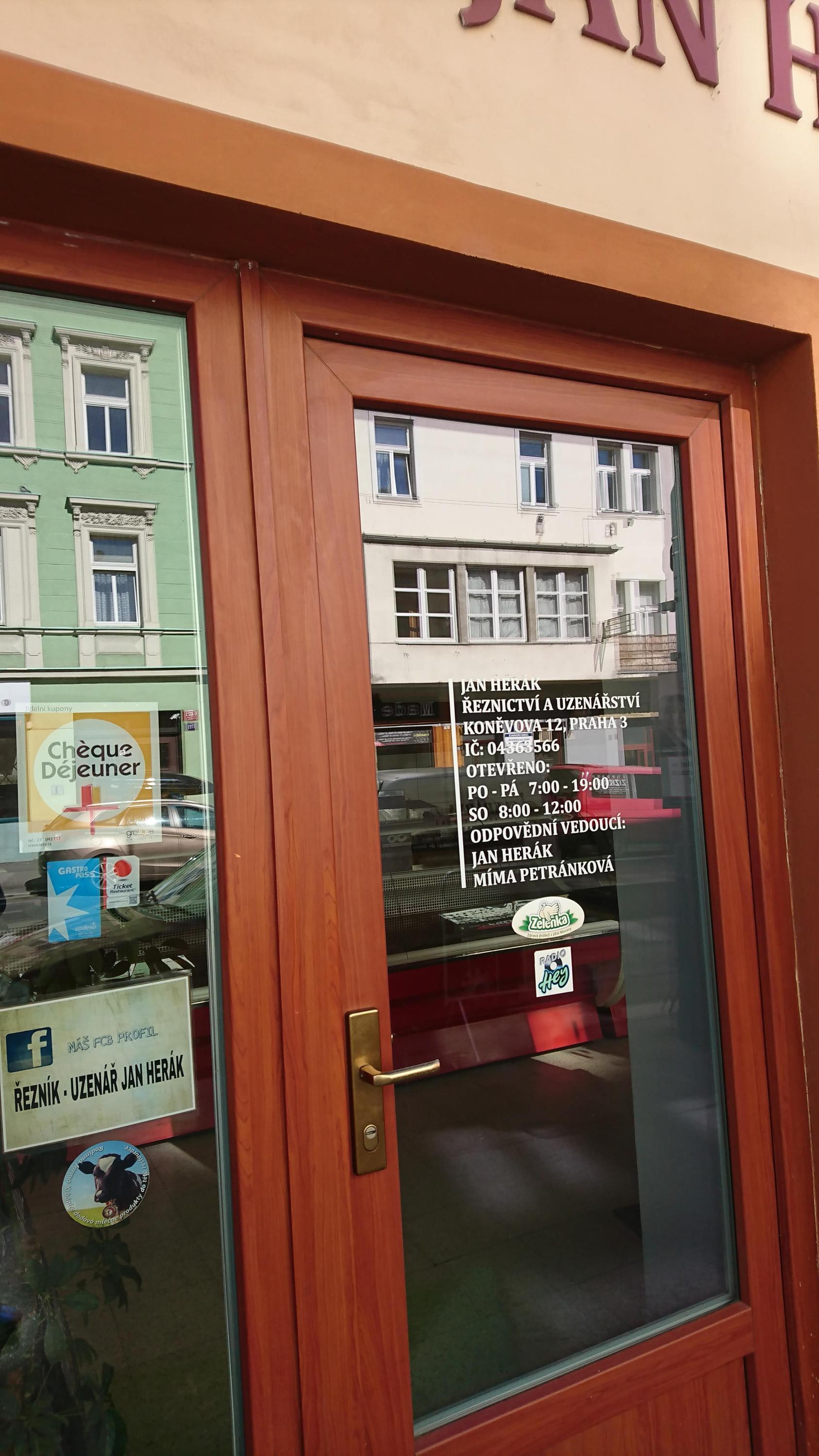 Řezník - Uzenář Jan Herák foto 4