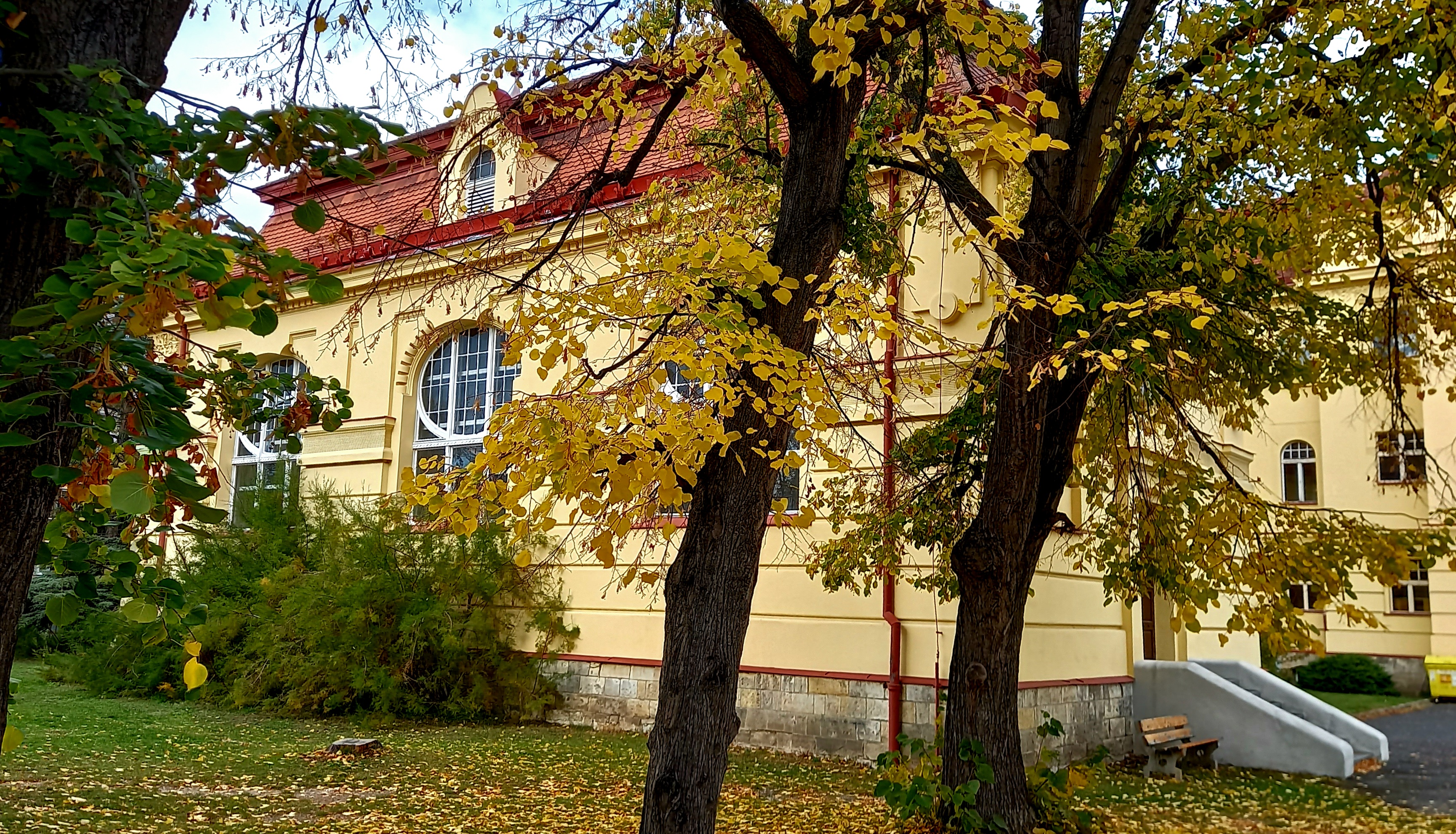 Gymnázium Žatec foto 5