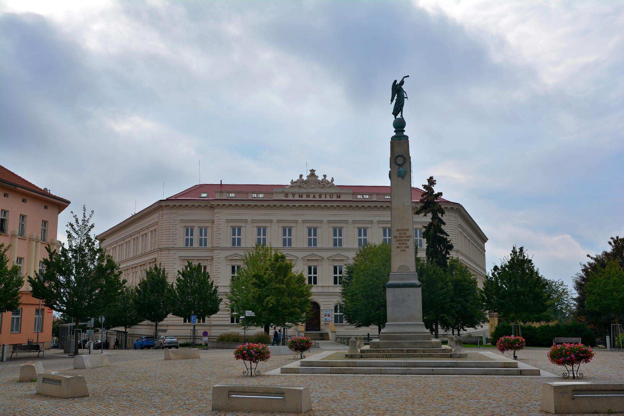 Gymnázium Dr. Karla Polesného Znojmo foto 6