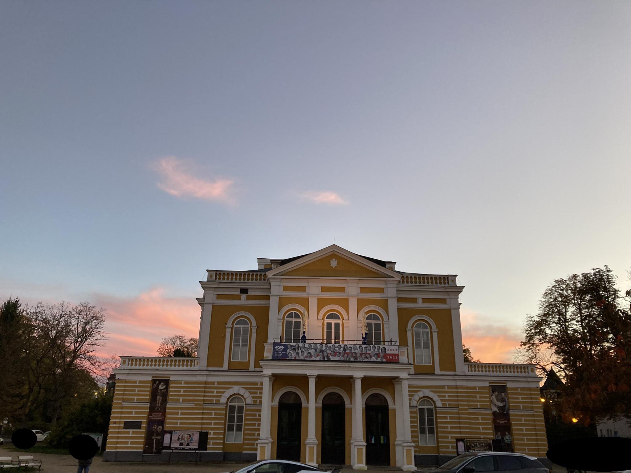 Západočeské divadlo v Chebu foto 4