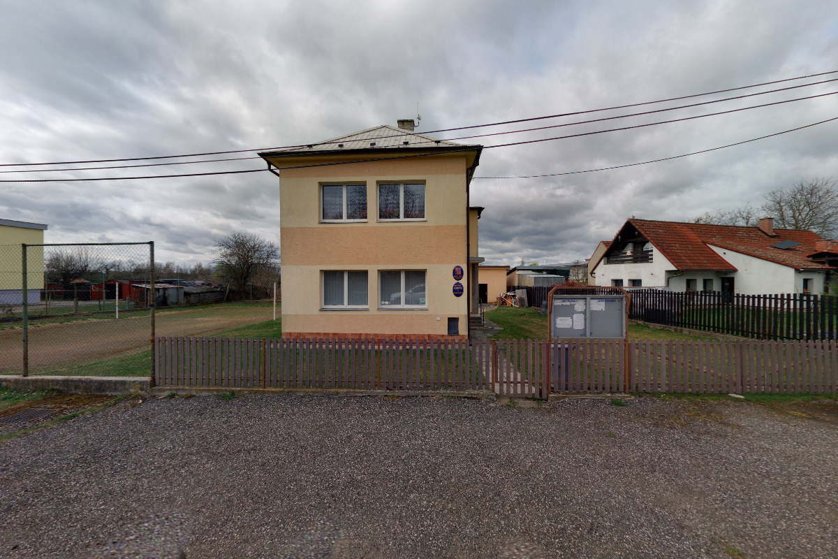 Přepeře - obecní úřad foto 1