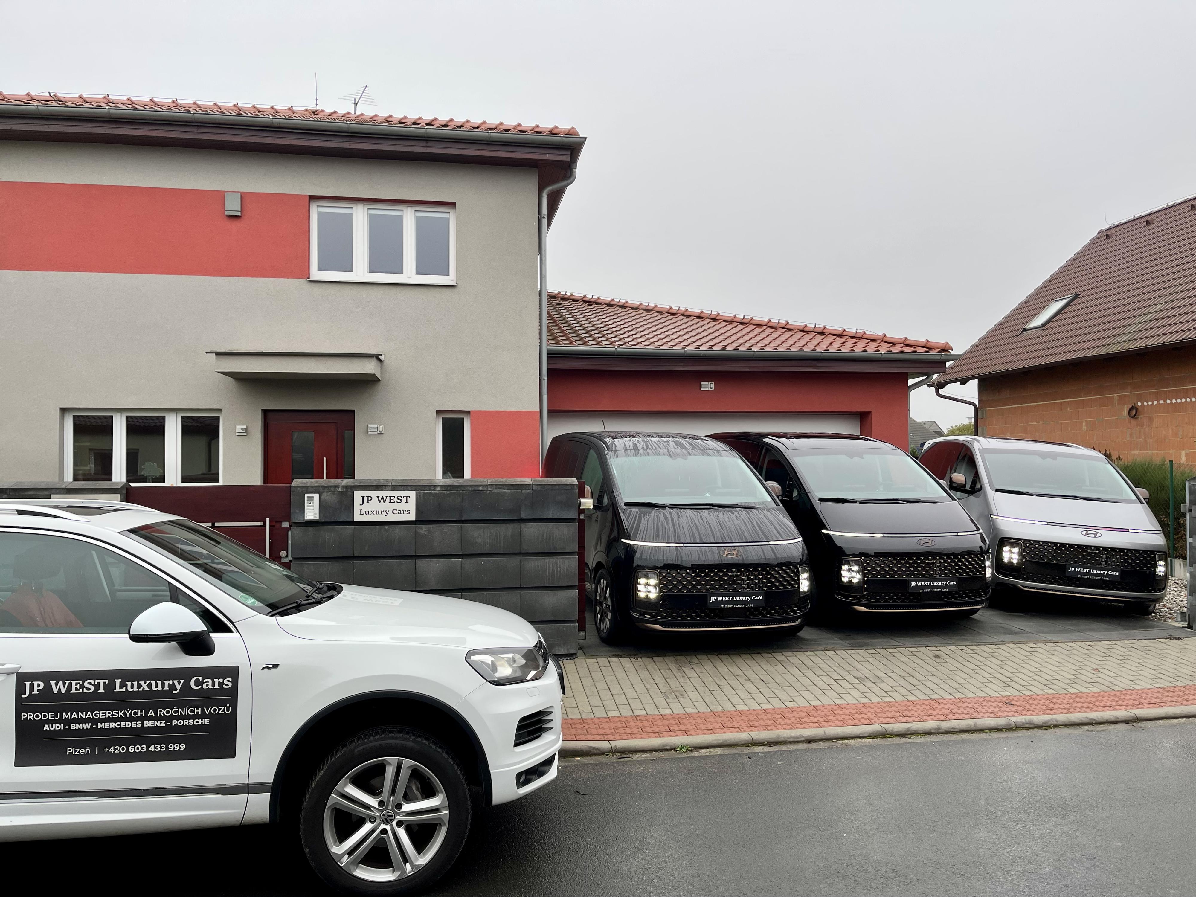 JP WEST Luxury Cars s.r.o. foto 3