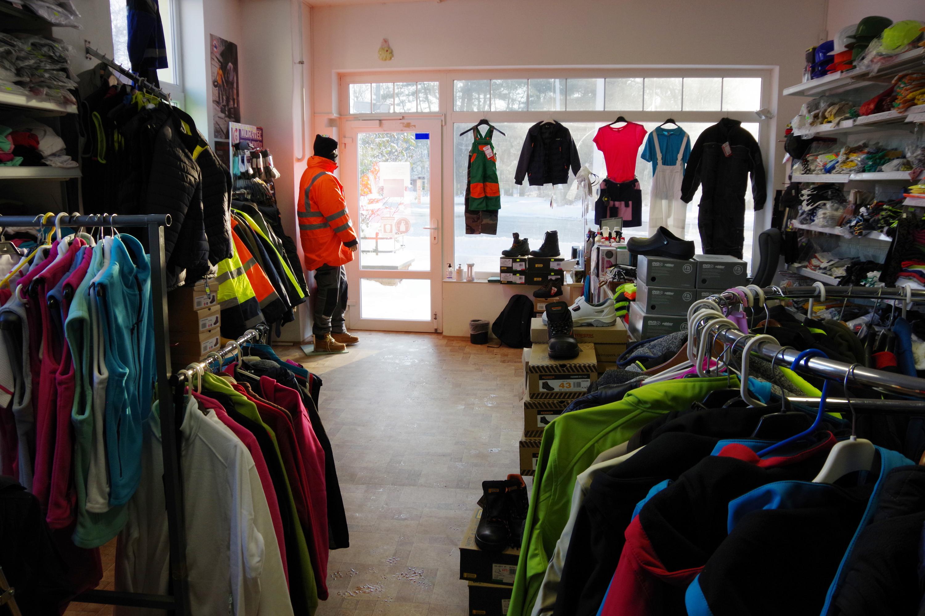 Pracovní oděvy, obuv a pomůcky Mariánské lázně foto 2