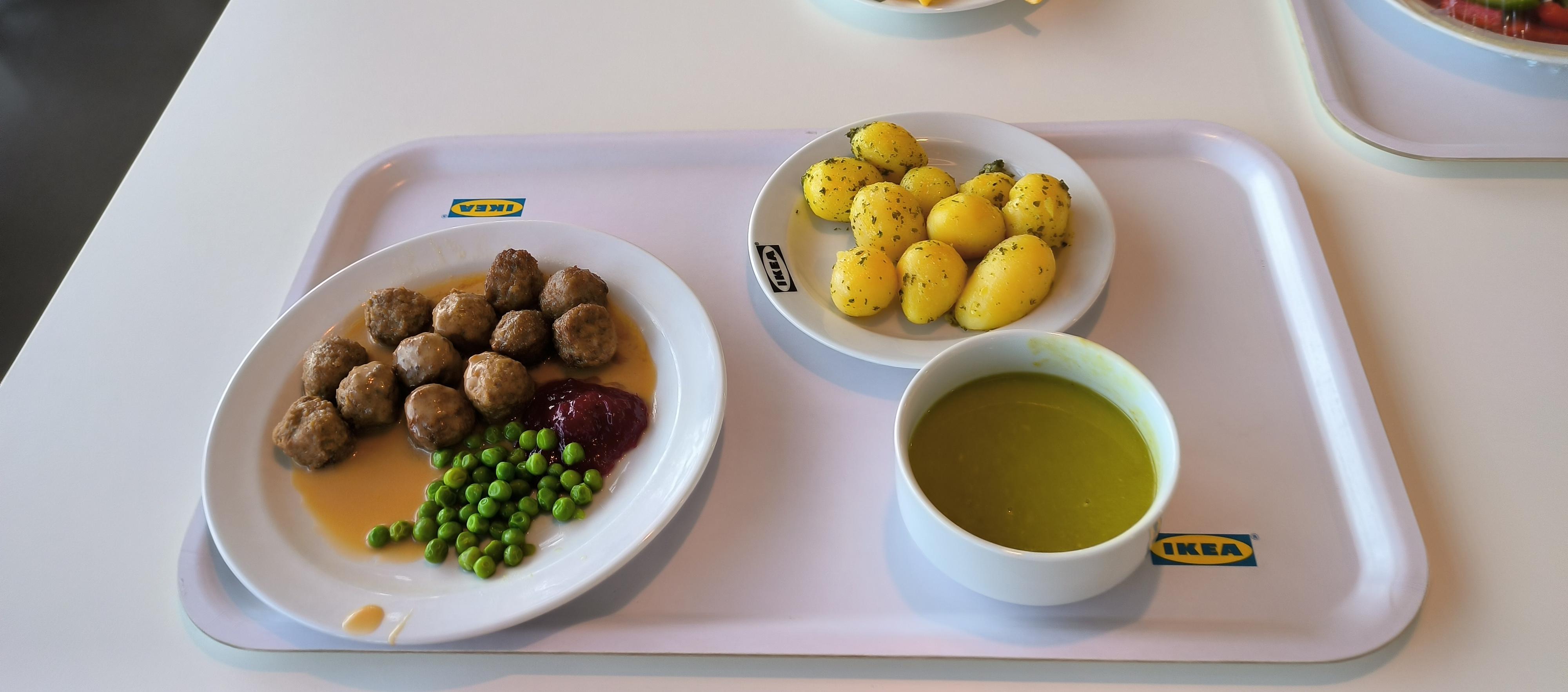 Švédská restaurace a kavárna IKEA Černý Most foto 5