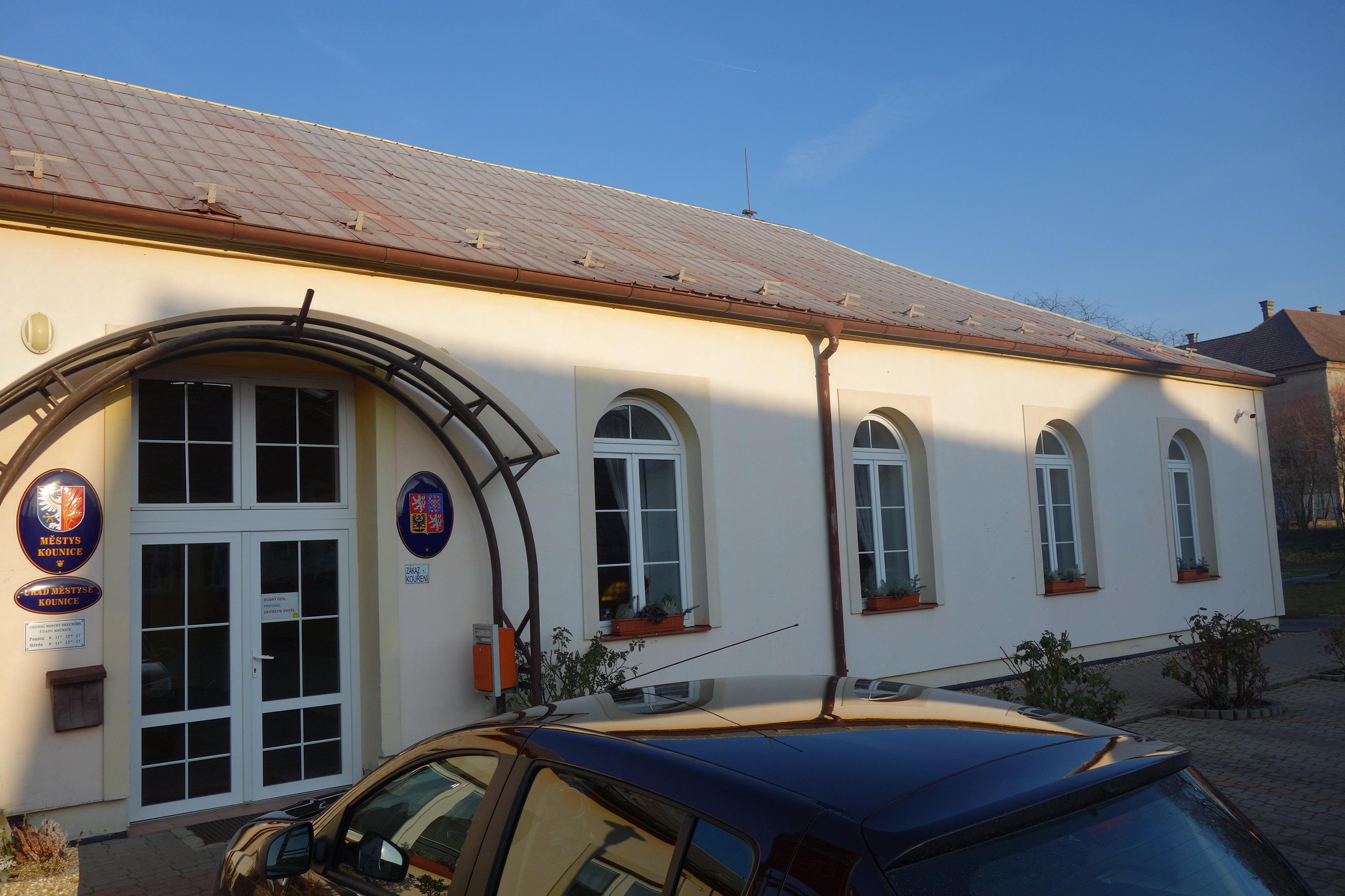 Kounice - úřad městyse foto 2