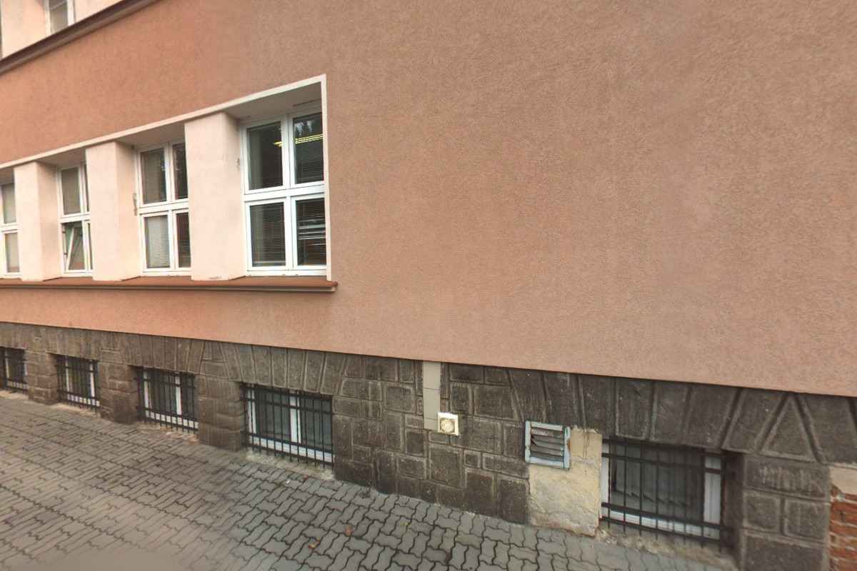 Základní škola a mateřská škola Potůčky, okres Karlovy Vary foto 2