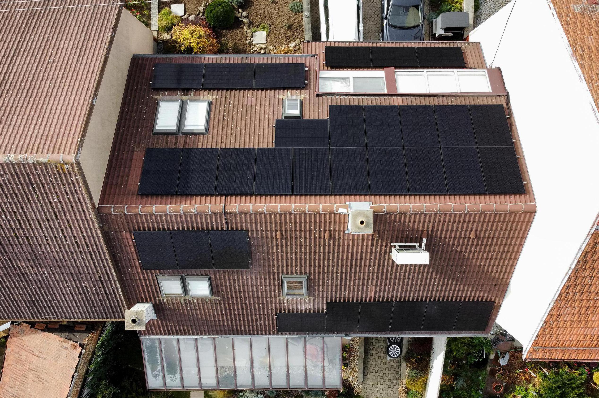 Fotovoltaické systémy Křivka, s.r.o.