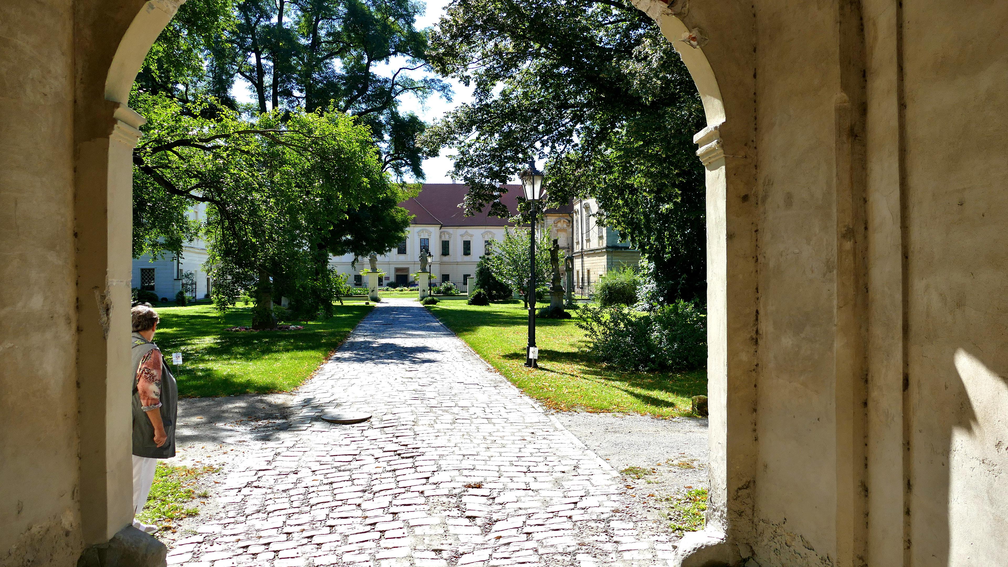 Římskokatolická farnost Rajhrad foto 3