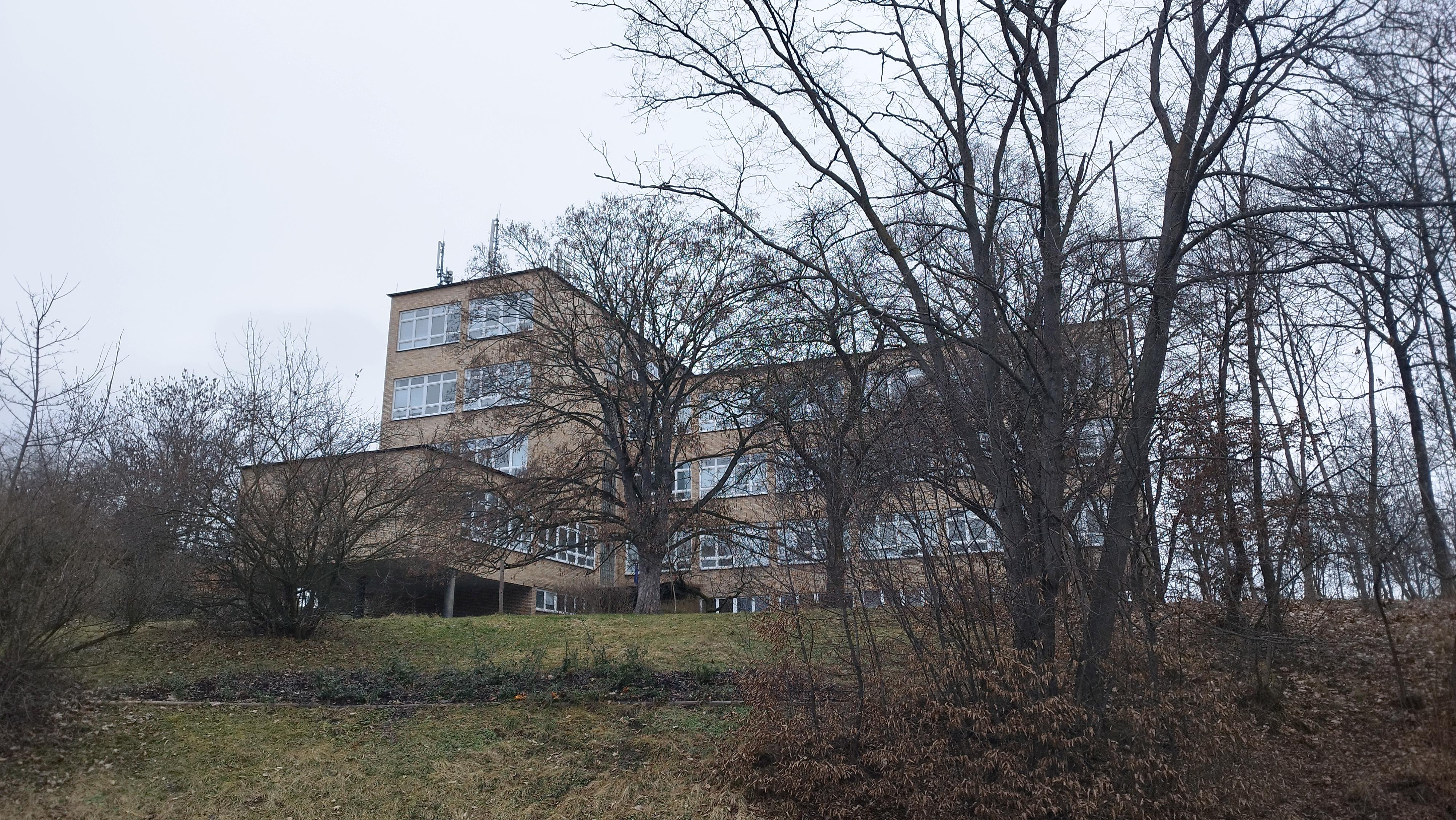SPŠ zeměměřická a Geografické gymnázium Praha foto 5