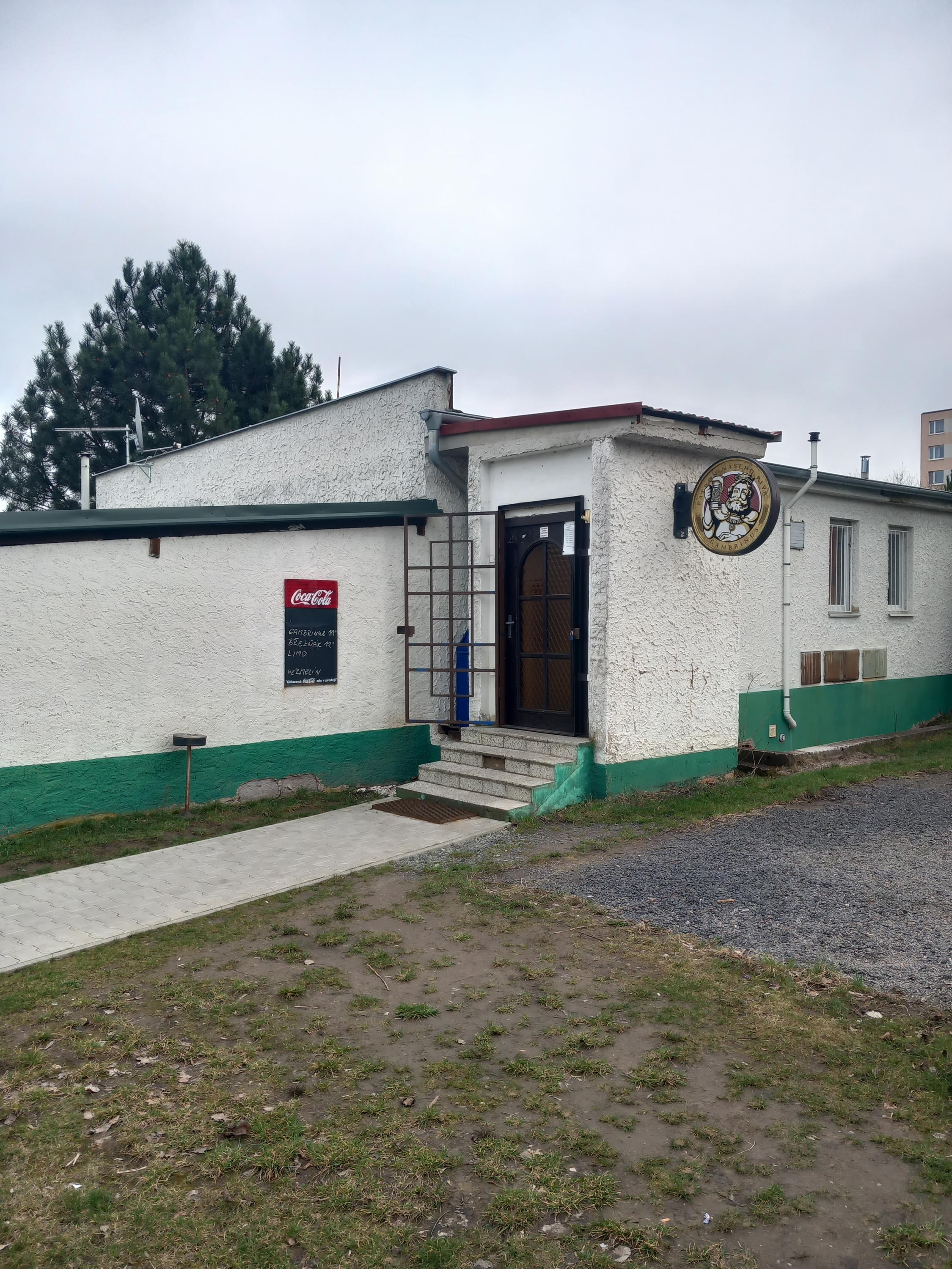 Restaurace na hřišti foto 2