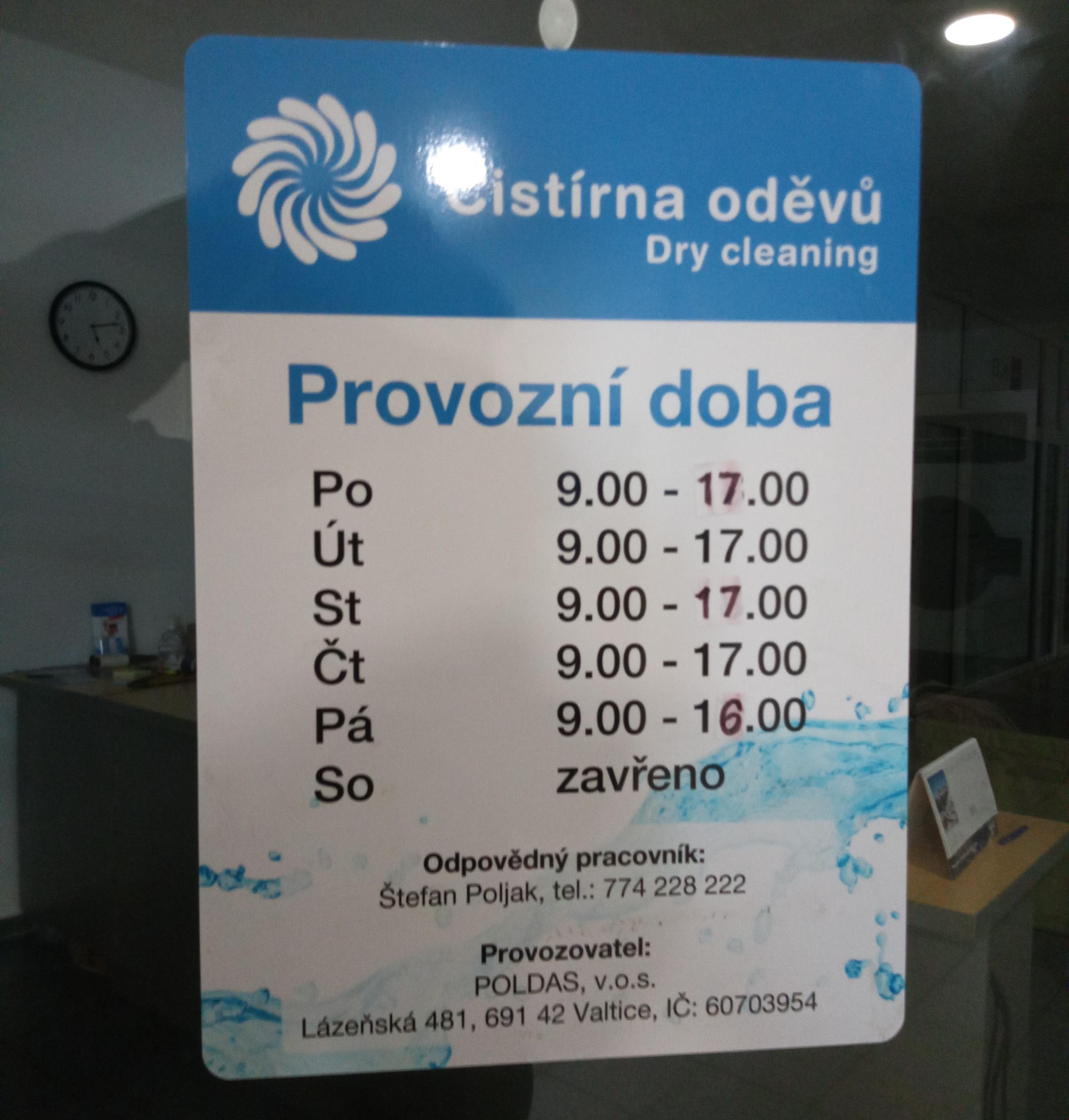 Čistírna oděvů foto 3