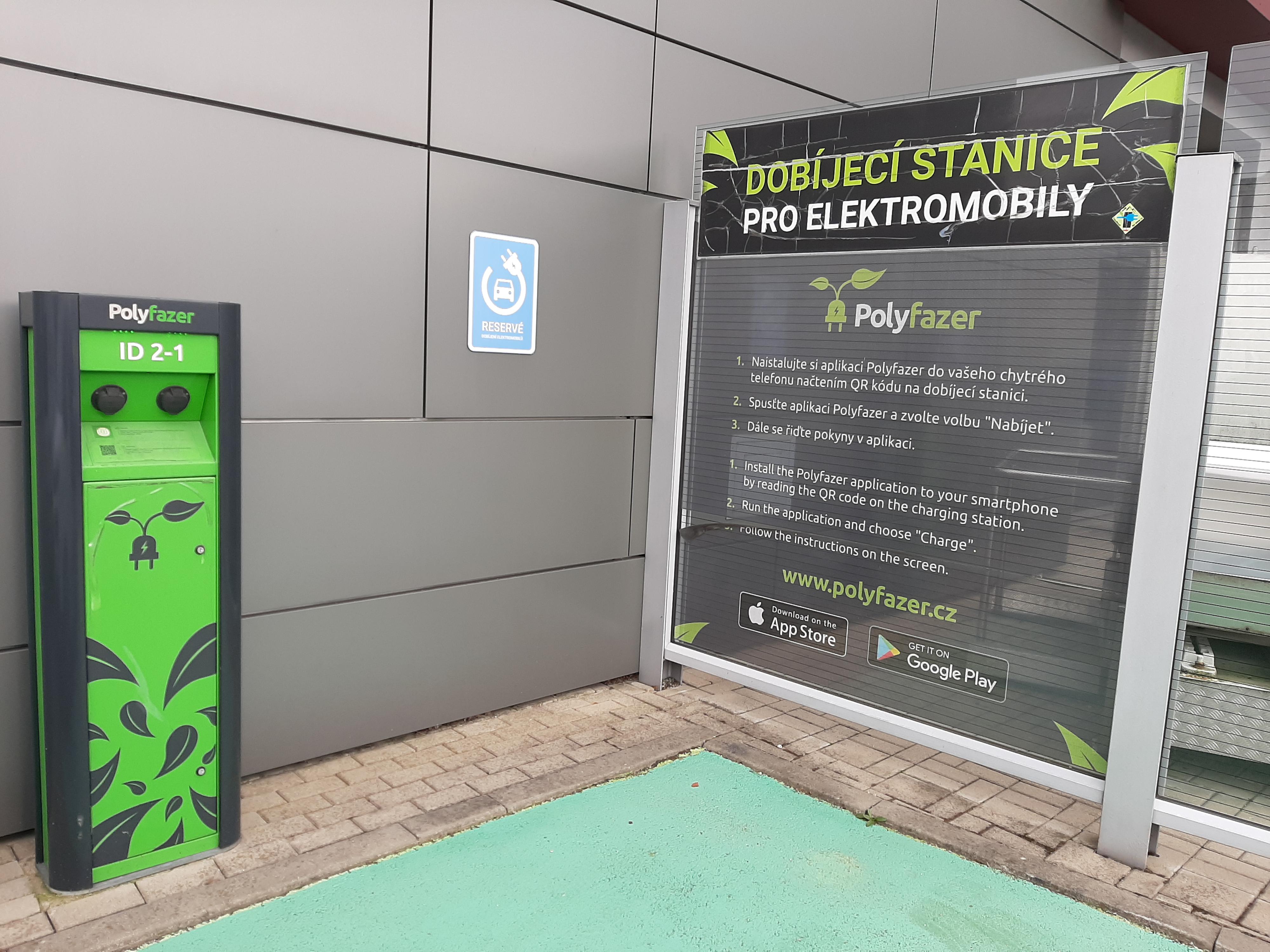 Dobíjecí stanice Polyfazer