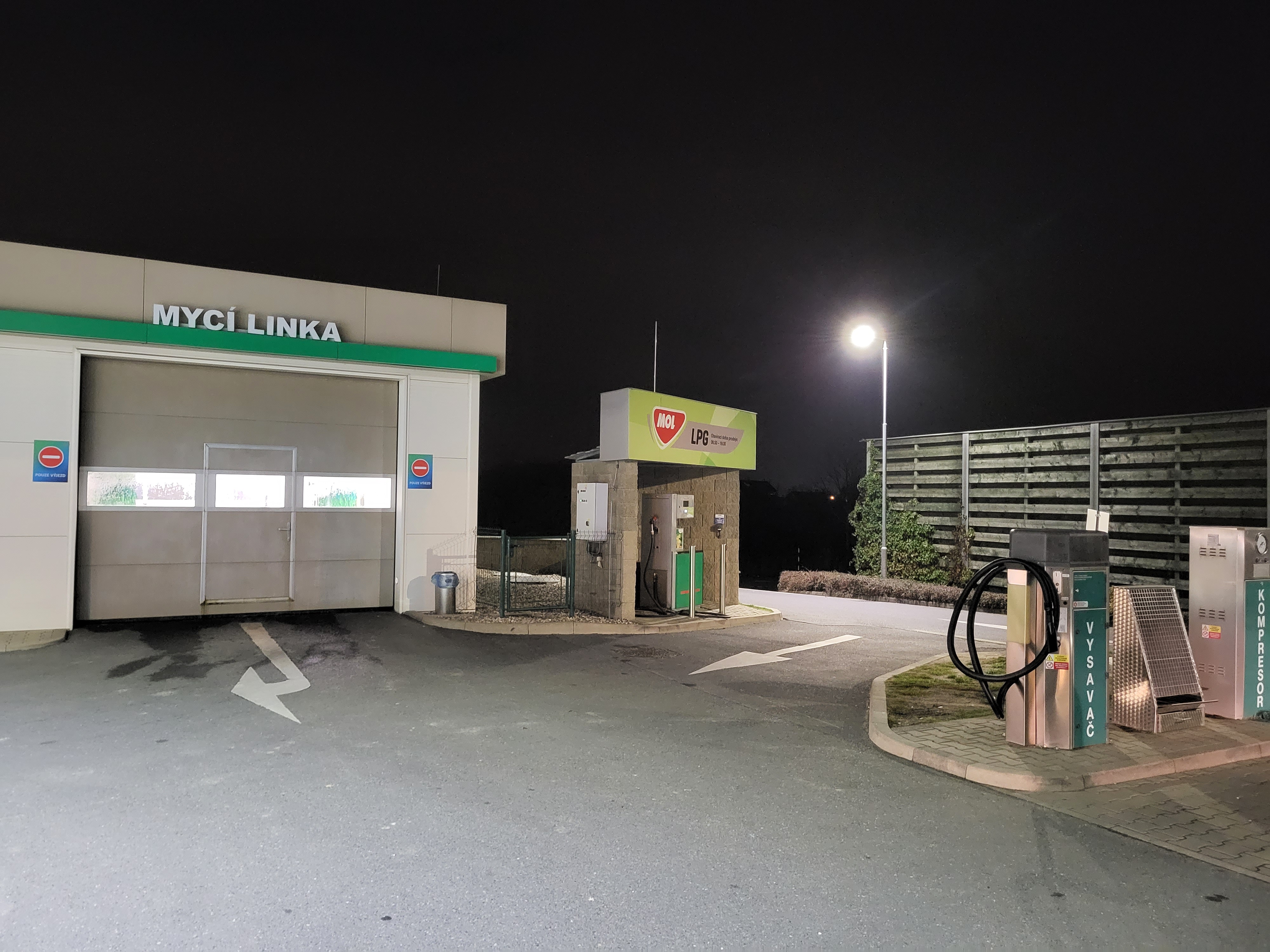 MOL čerpací stanice LPG foto 5