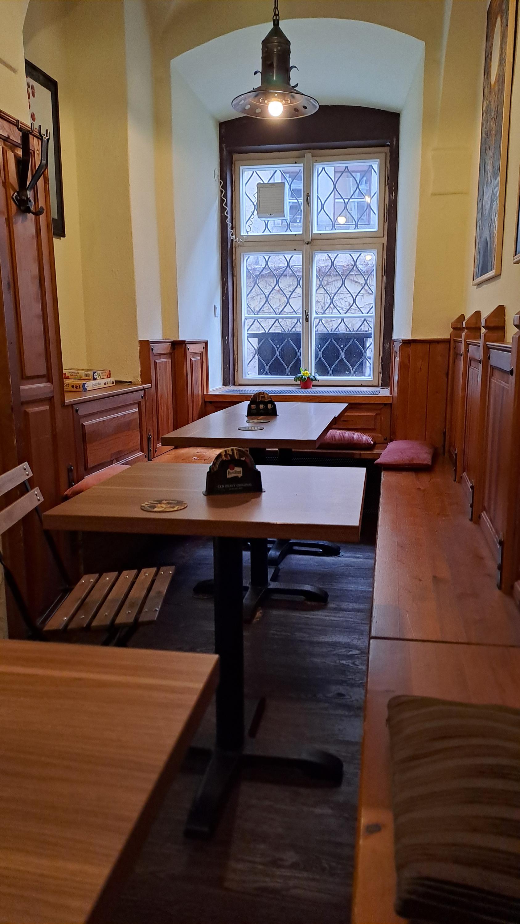 Hospůdka U TŘÍ SEKYREK foto 3