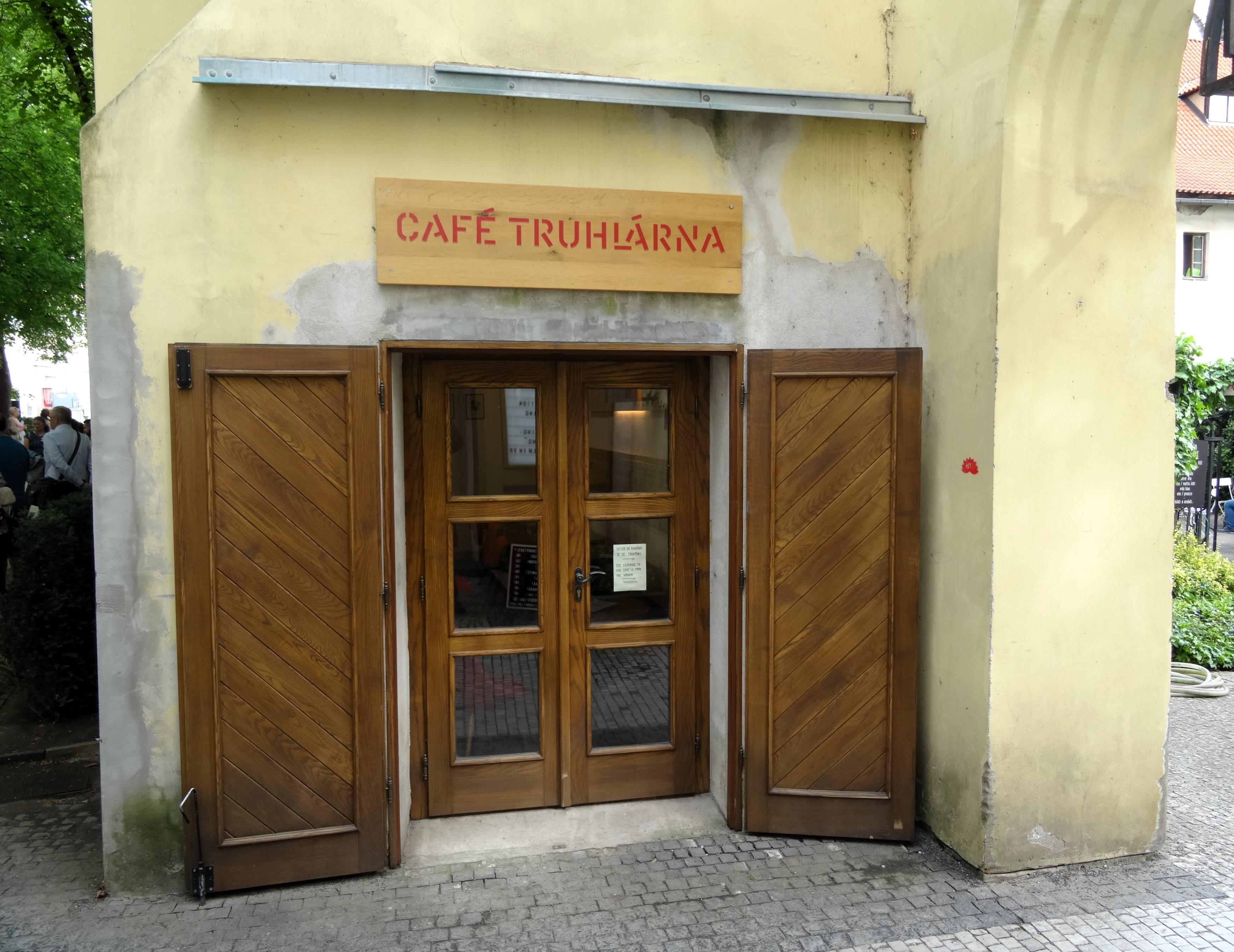 Café Truhlárna foto 3