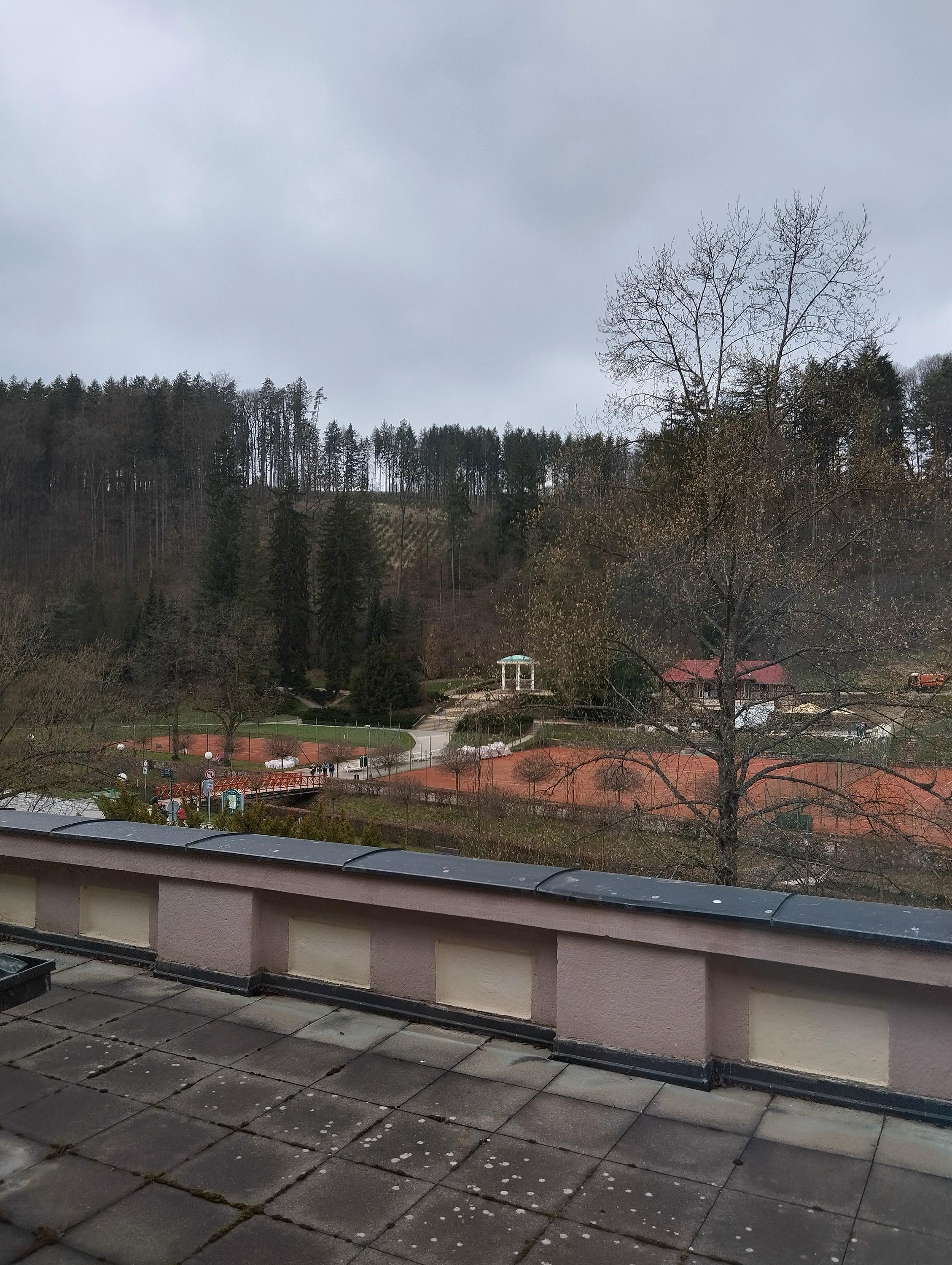 Tenisové kurty Luhačovice foto 4