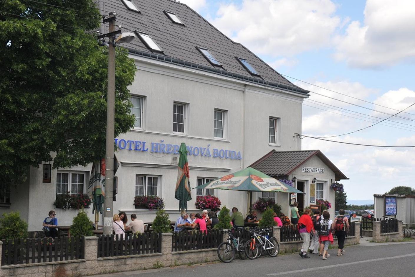 Hotel Hřebenová bouda