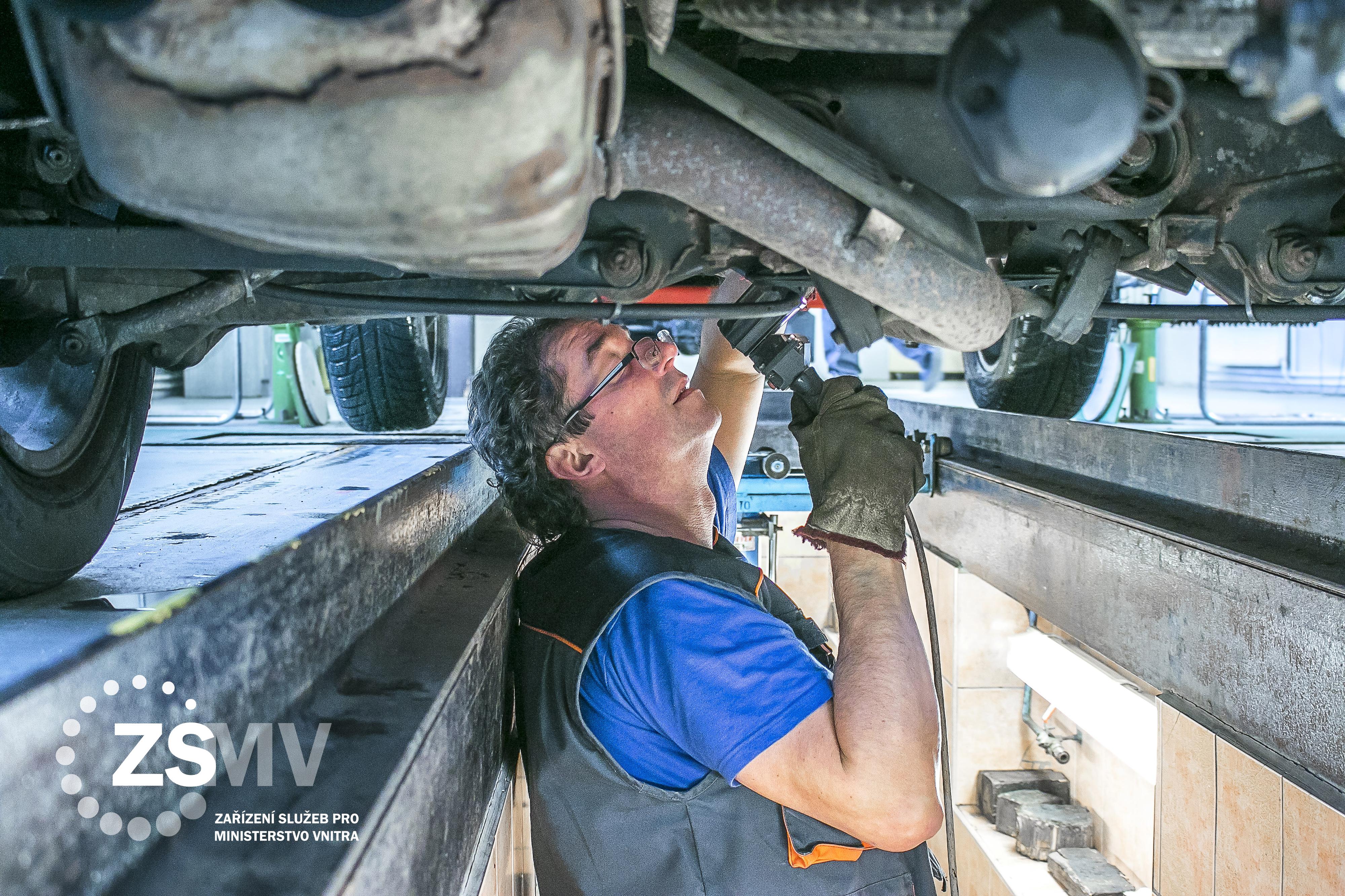 Autodoprava, STK - Zařízení služeb pro Ministerstvo vnitra foto 2