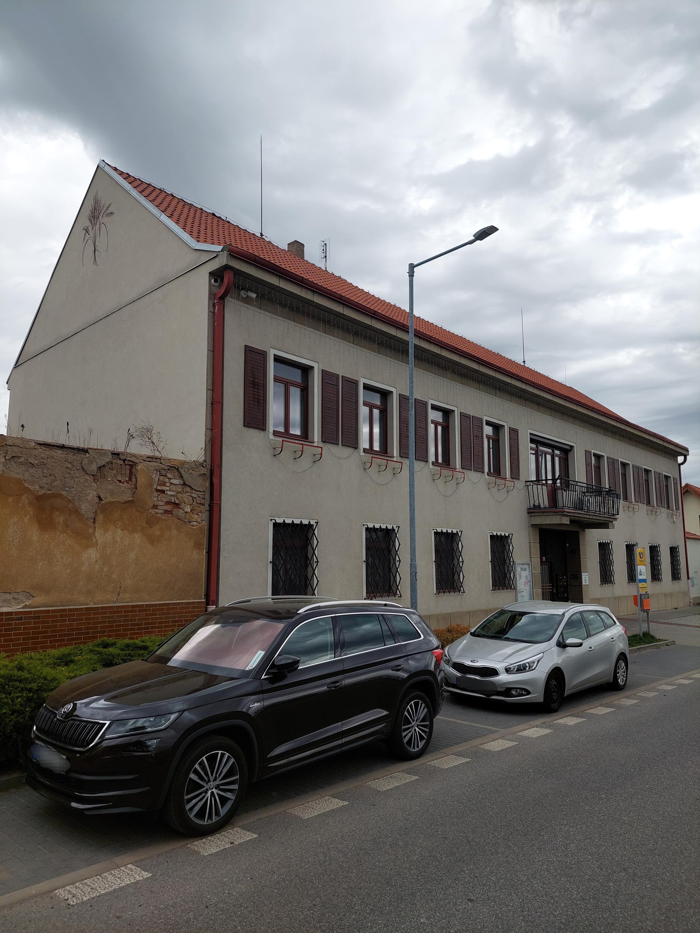 Zápy - úřad městyse foto 3