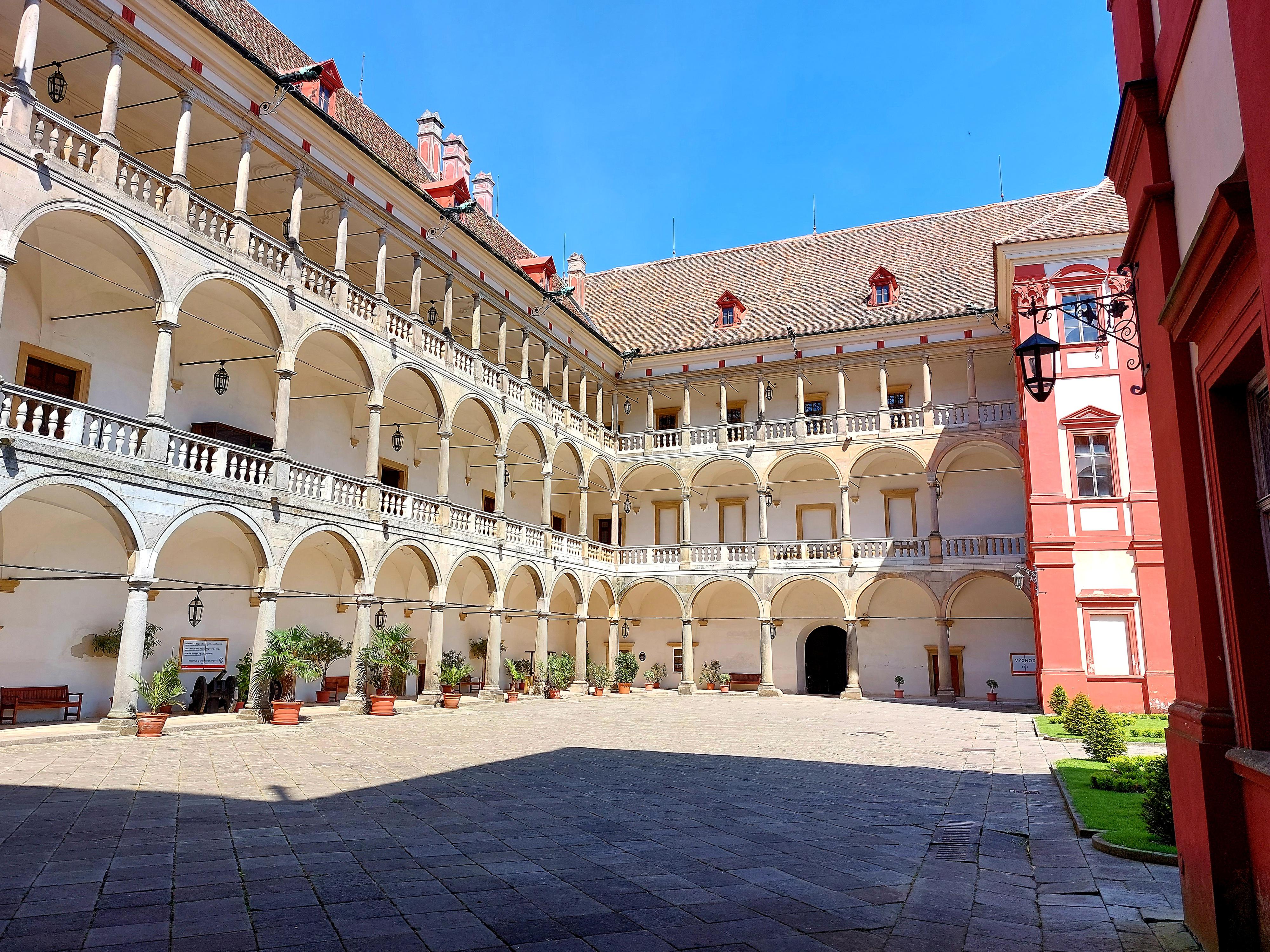 Státní zámek Opočno