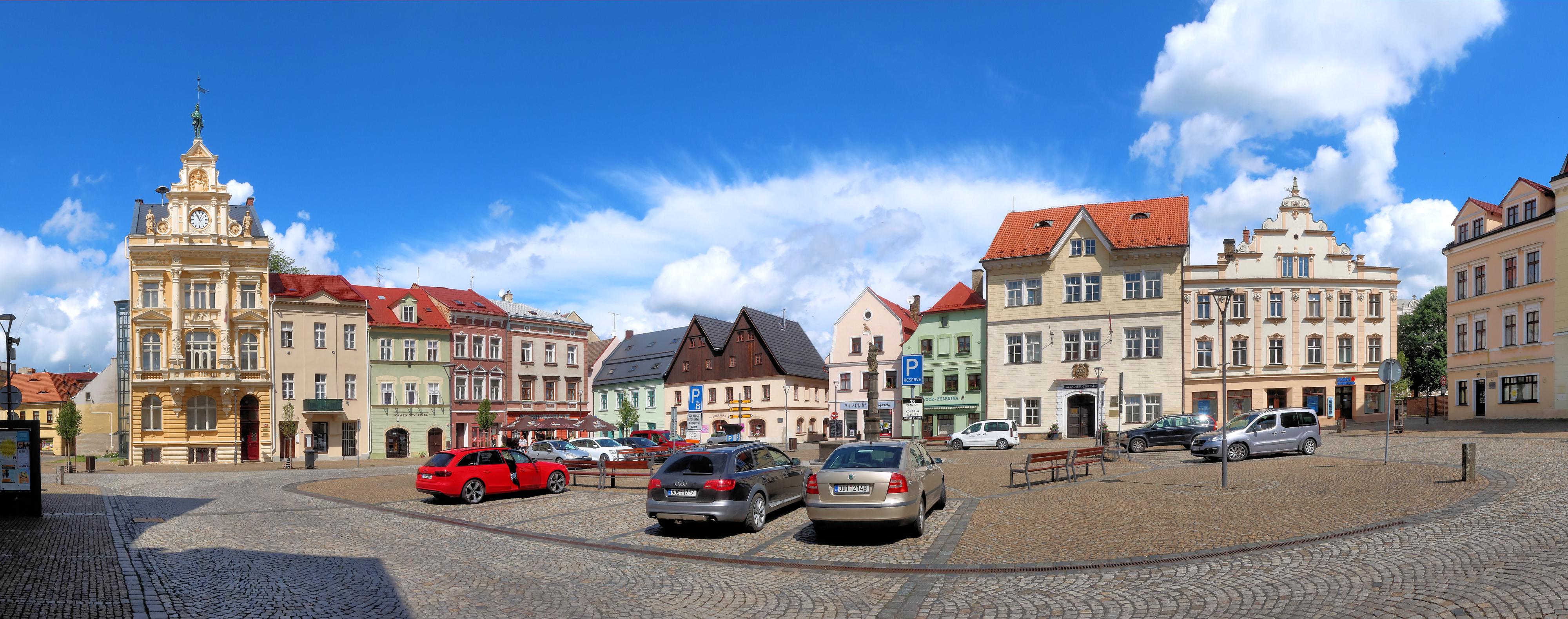 Česká Kamenice - městský úřad foto 2