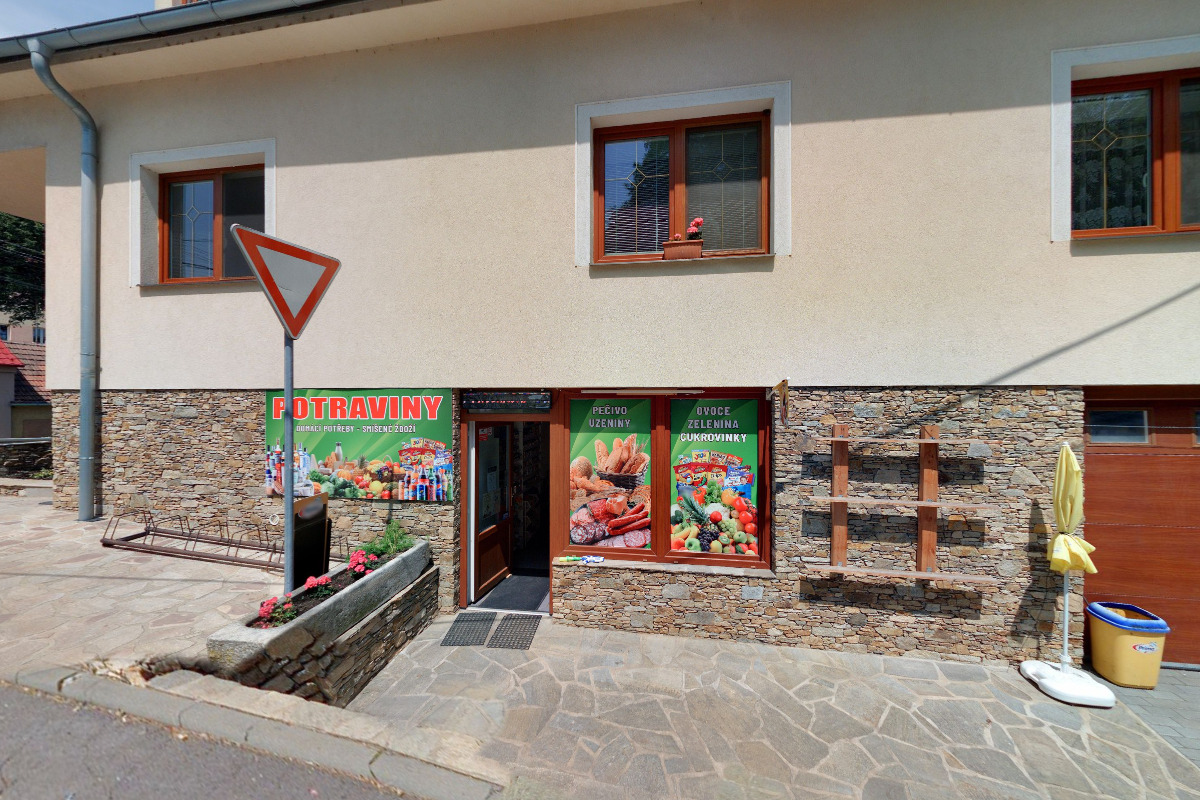 Potraviny Hluboké Mašůvky foto 2