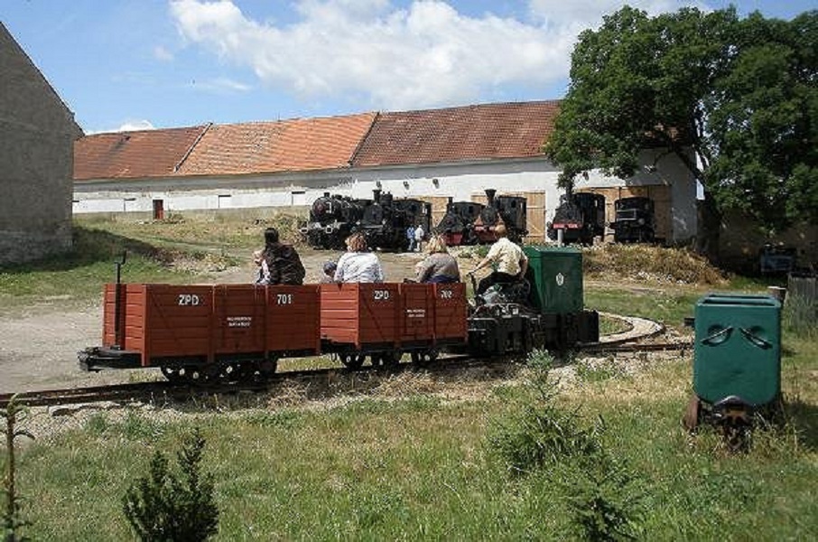 Železniční muzeum Zlonice foto 4