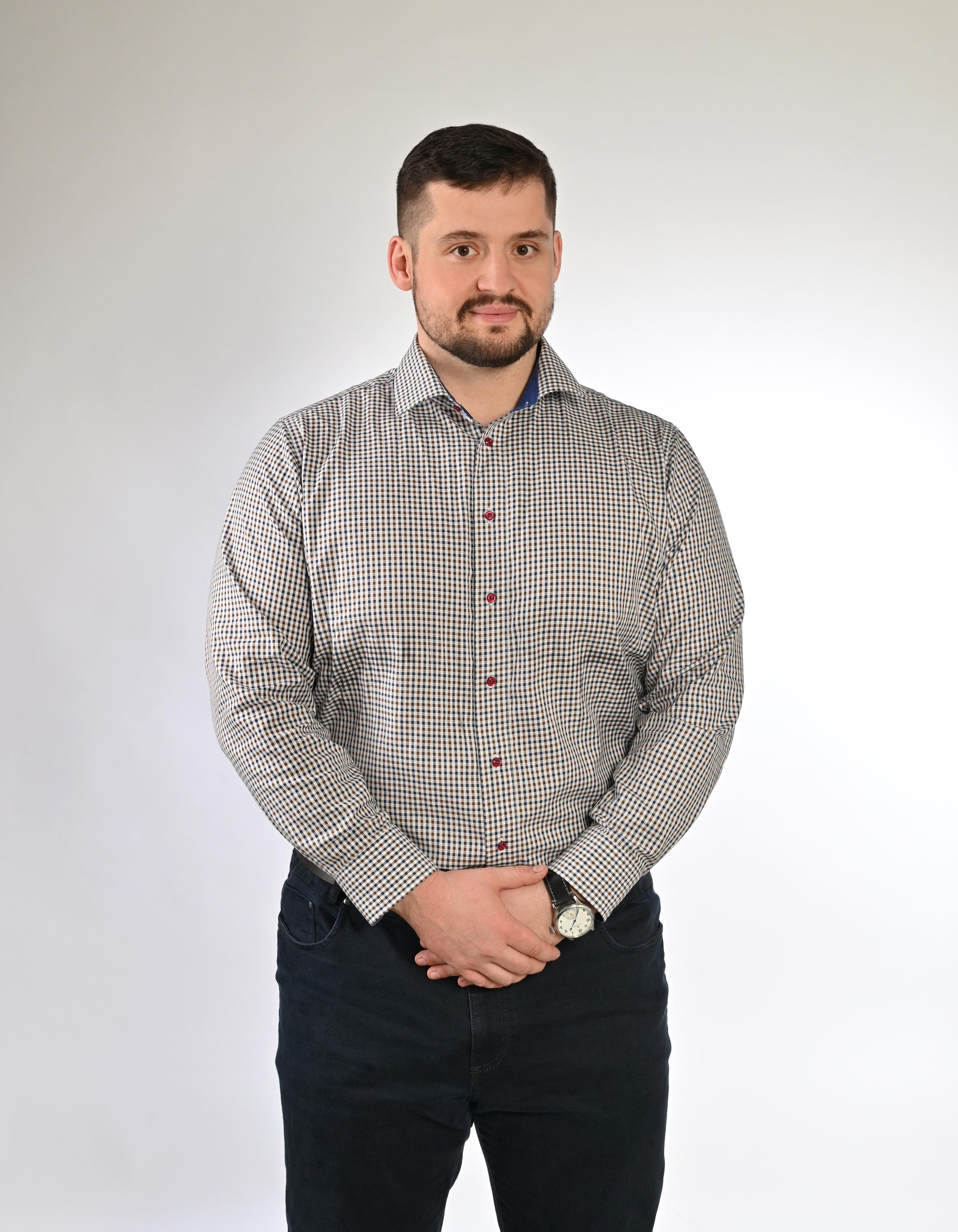 Ing. Tomáš Vrána - REMAX foto 4