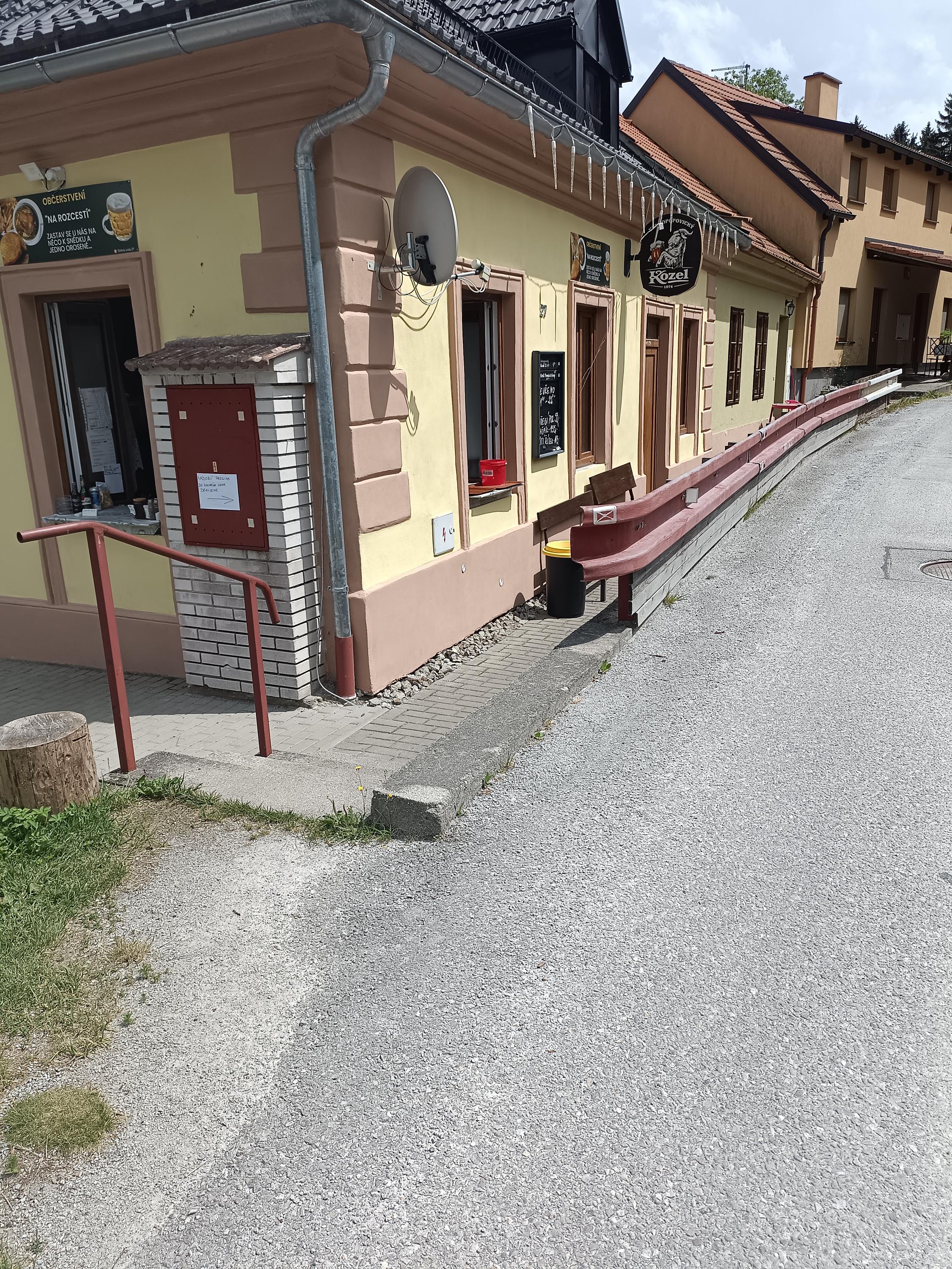 Občerstvení Na rozcestí foto 3