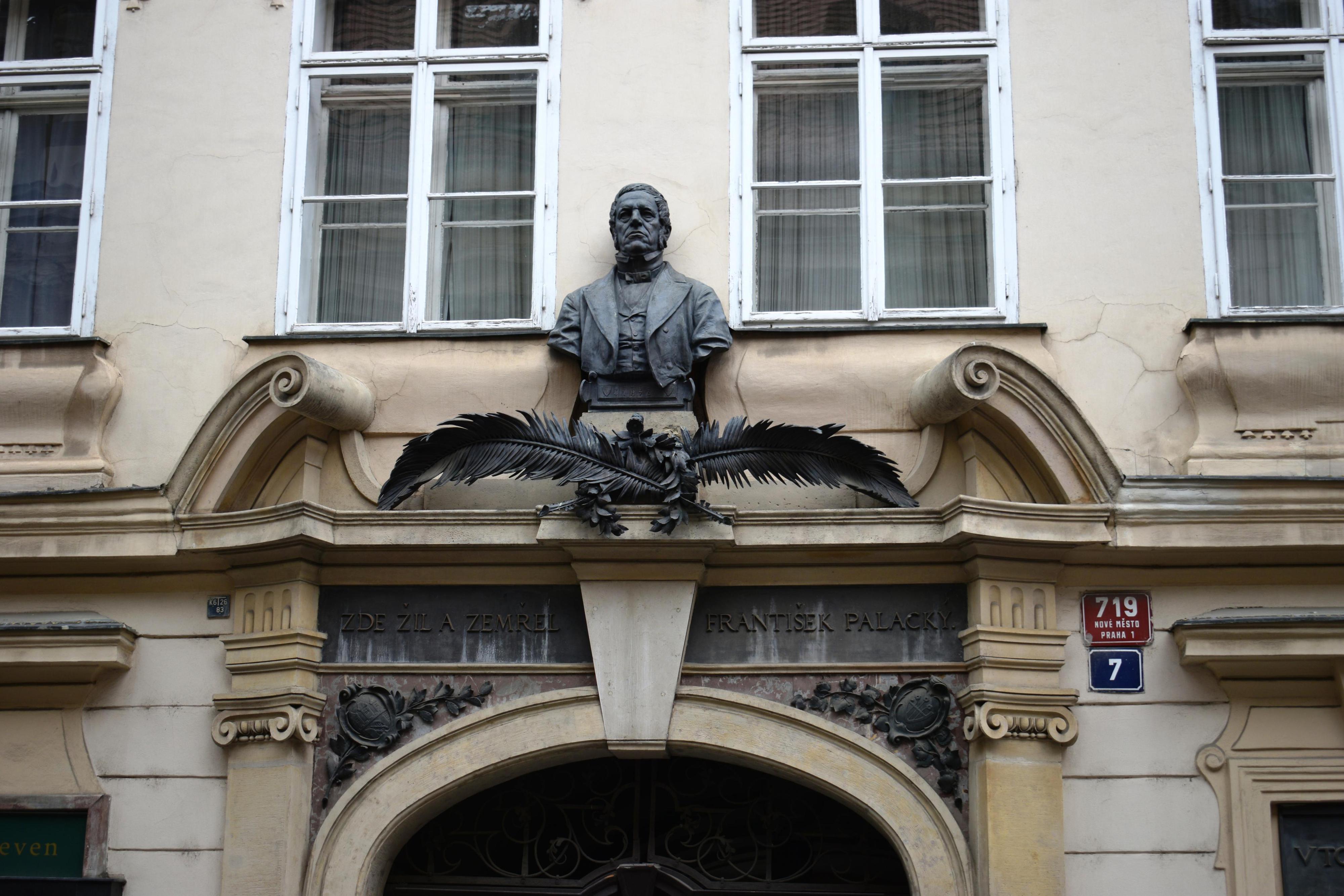Památník Františka Palackého a Františka Ladislava Riegra foto 5
