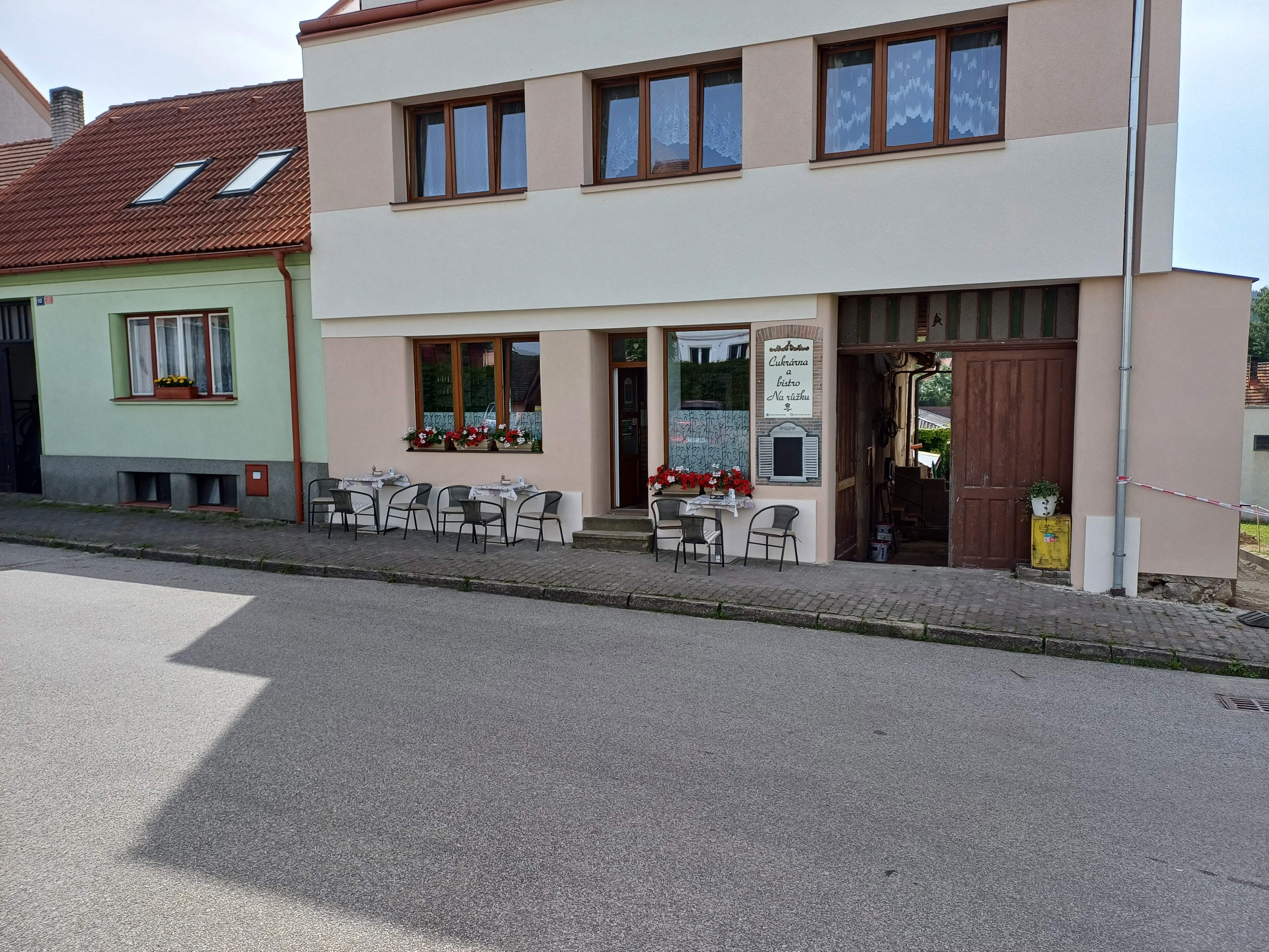 Cukrárna a bistro Na růžku foto 4