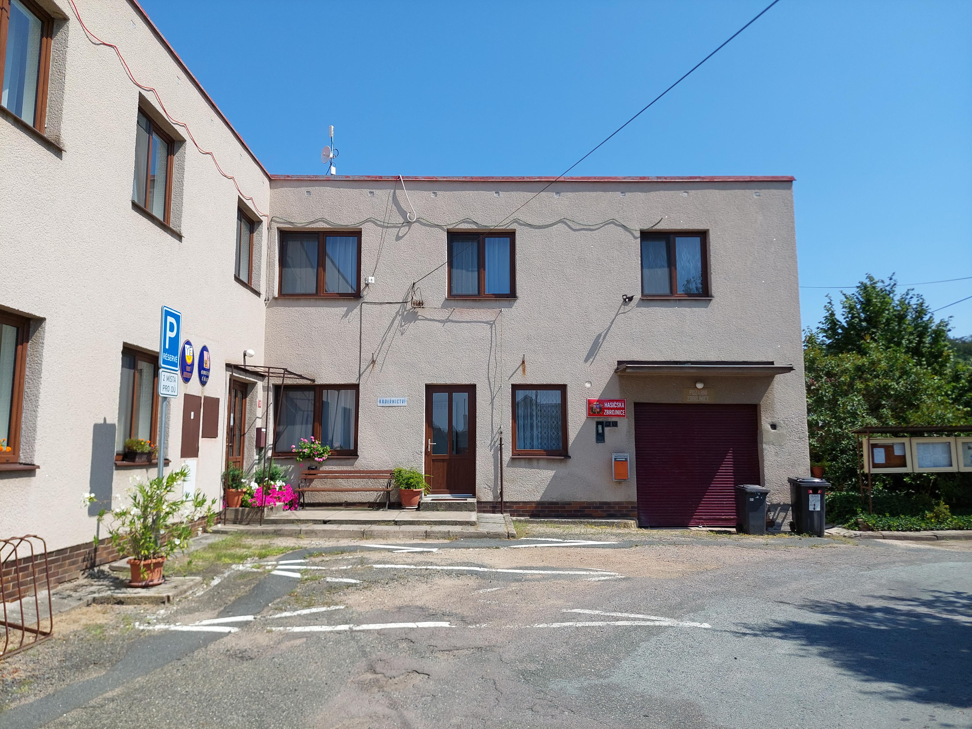 Bernardov - obecní úřad