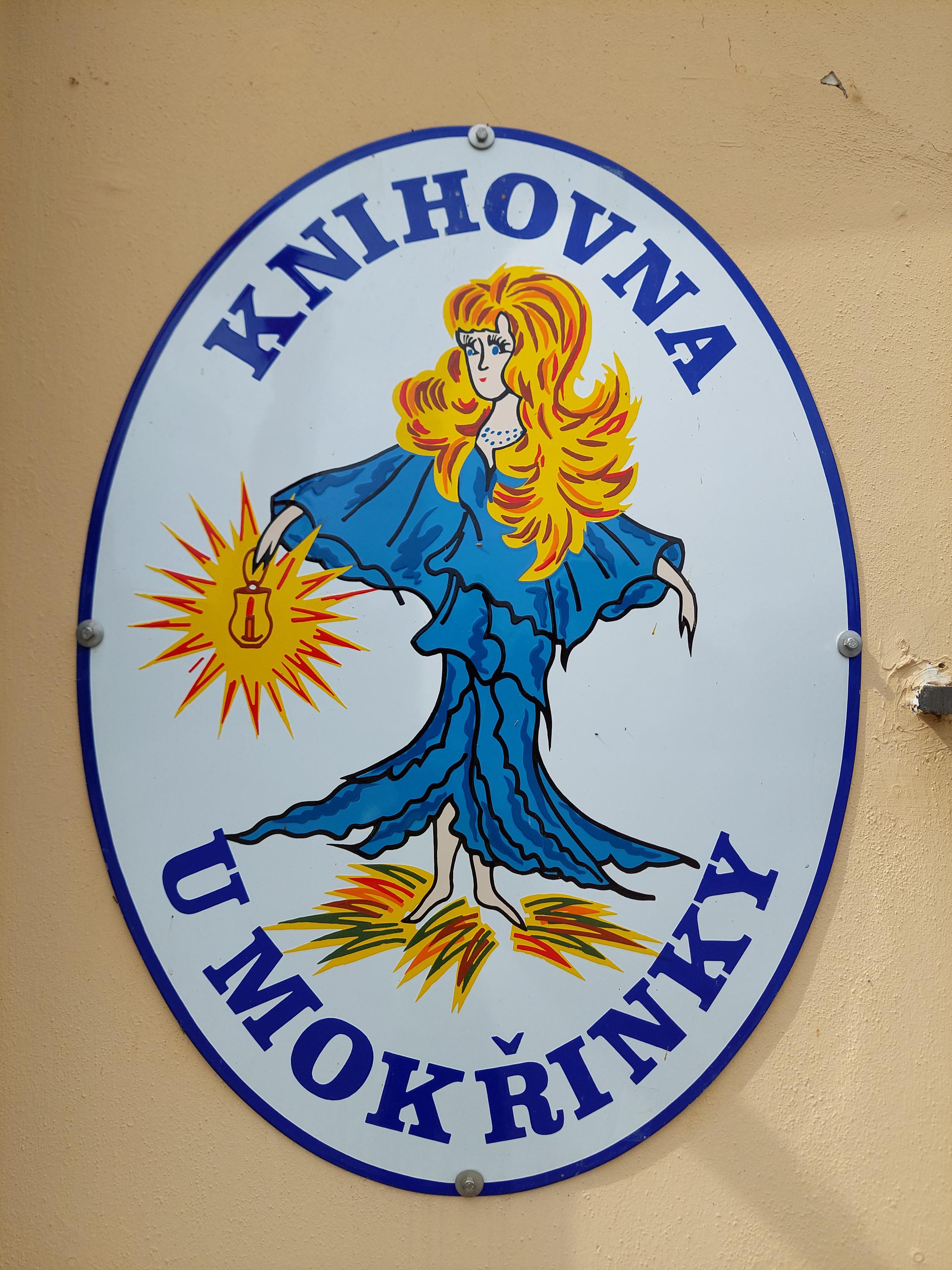 Knihovna U Mokřinky foto 2