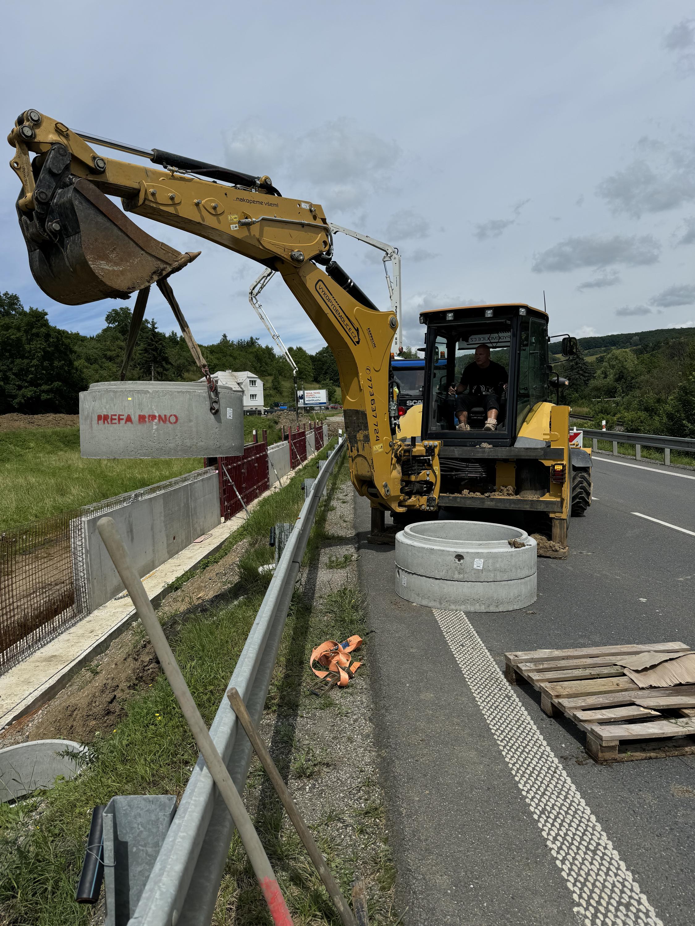 VÝKOPYDEMOLICE s.r.o. foto 2