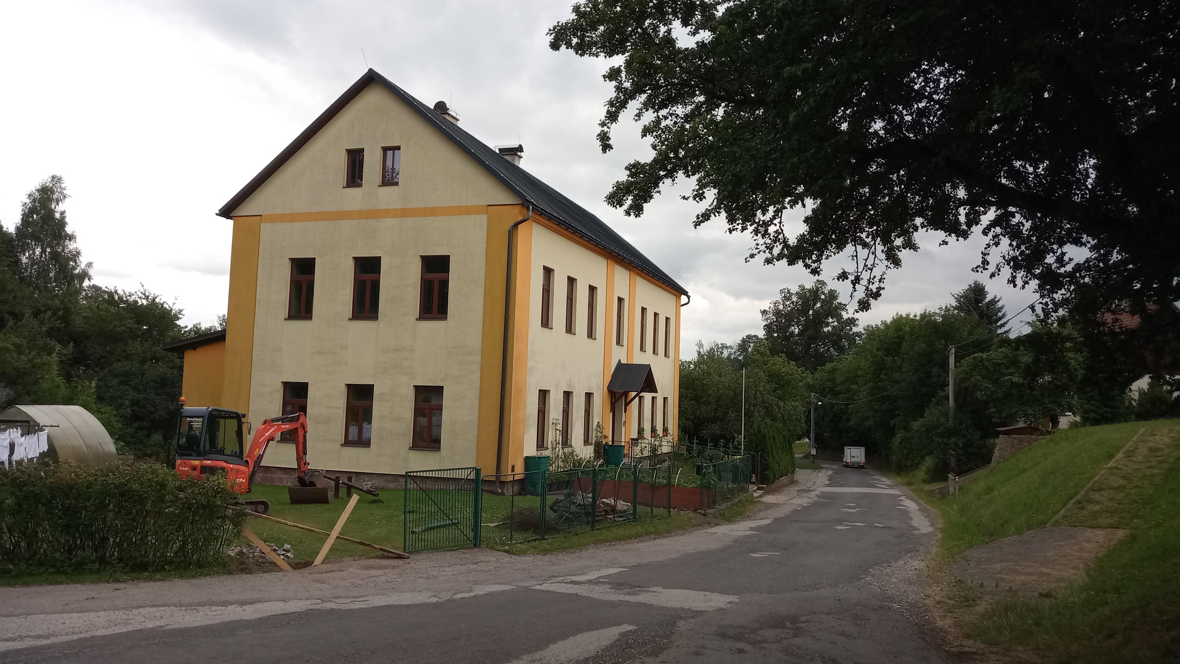 ZŠ a MŠ Josefa Šíra, Horní Branná foto 2